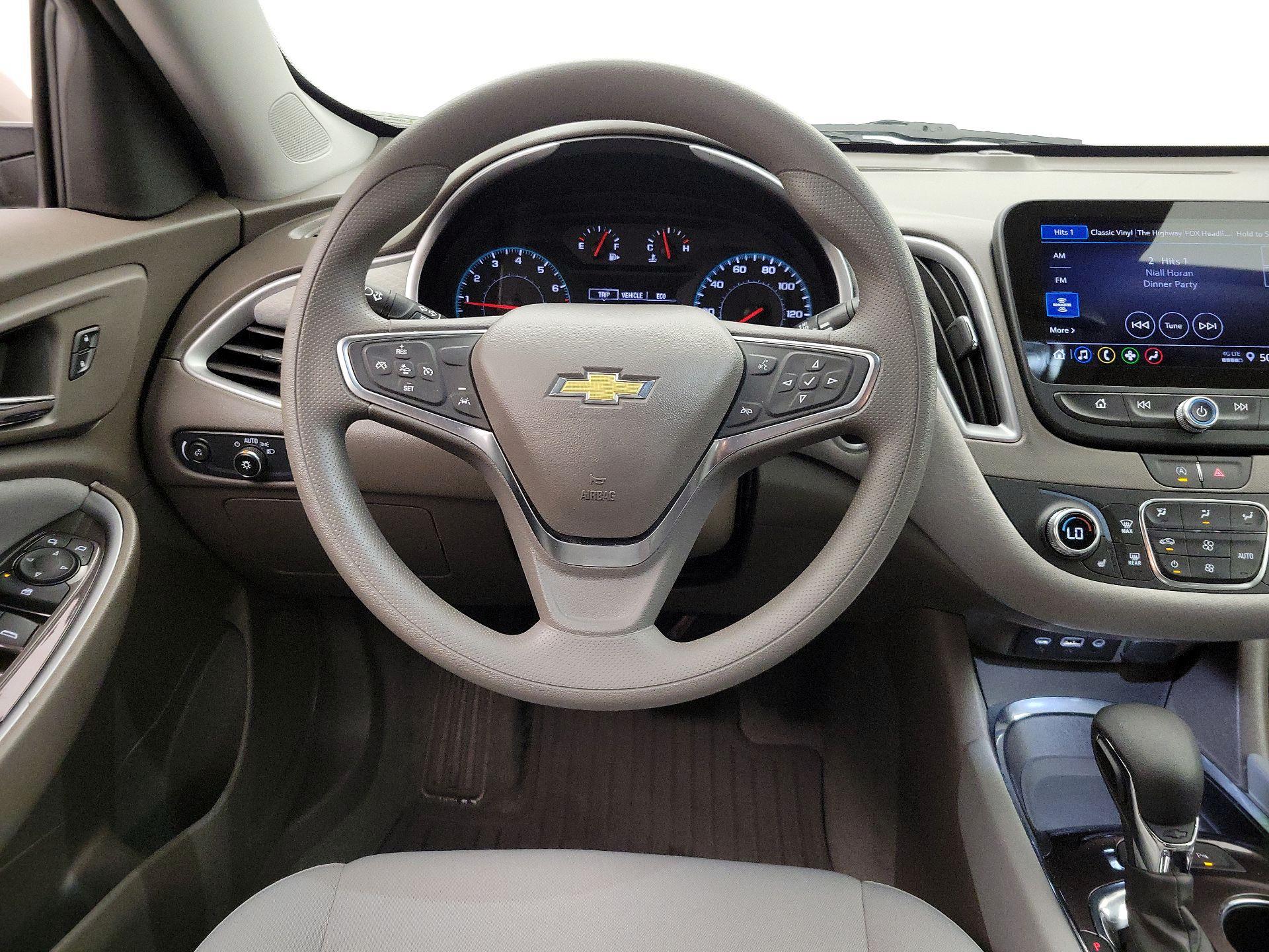 Thumbnail: 2025 Chevrolet Malibu - 10