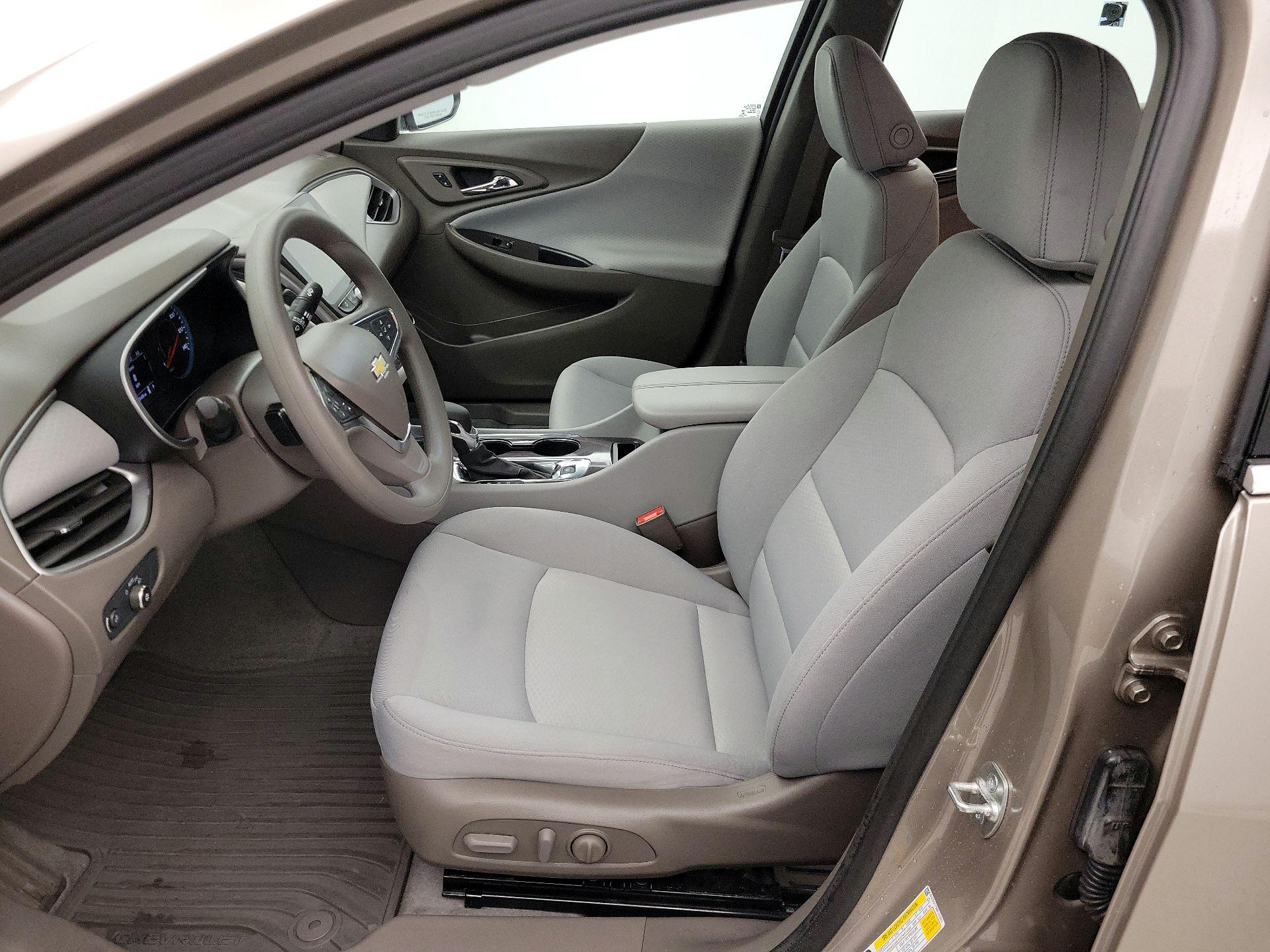 Thumbnail: 2025 Chevrolet Malibu - 11