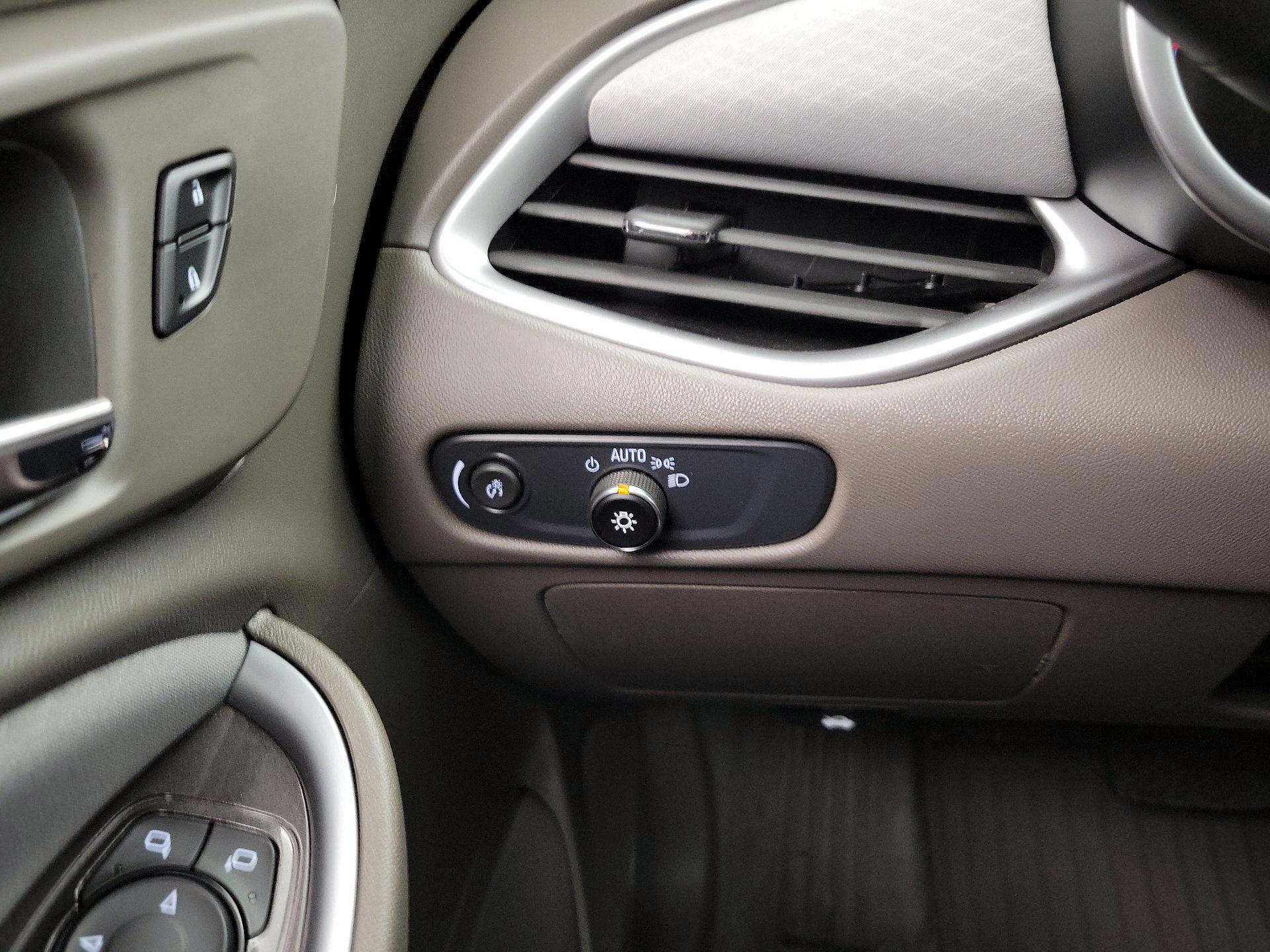 Thumbnail: 2025 Chevrolet Malibu - 13