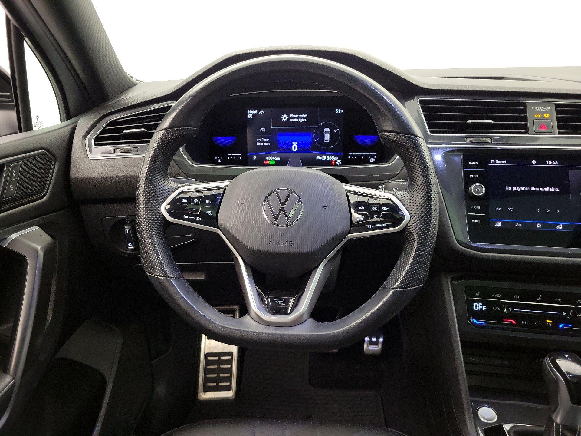 Thumbnail: 2023 Volkswagen Tiguan - 10
