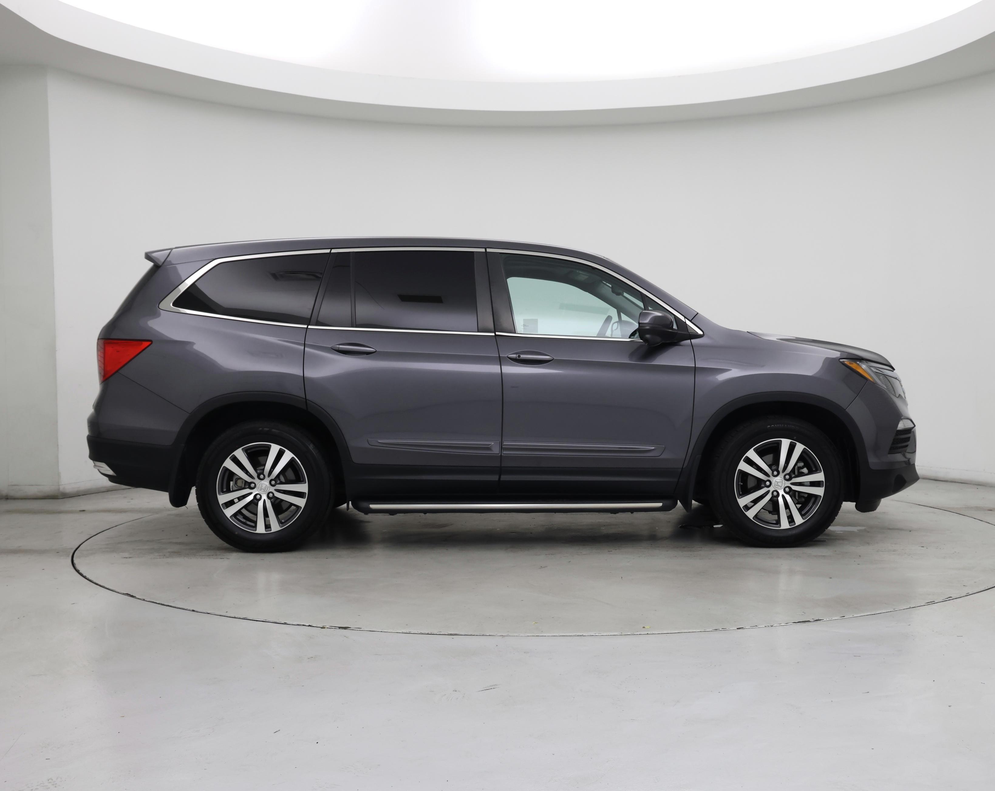 Thumbnail: 2018 Honda Pilot - 7