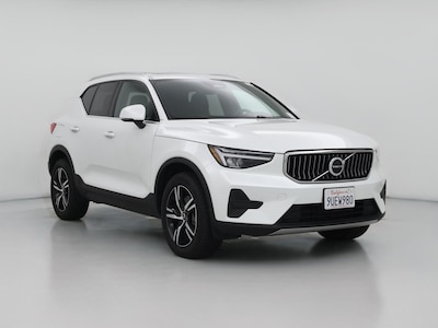 2025 Volvo XC40 B5 Core Bright Theme