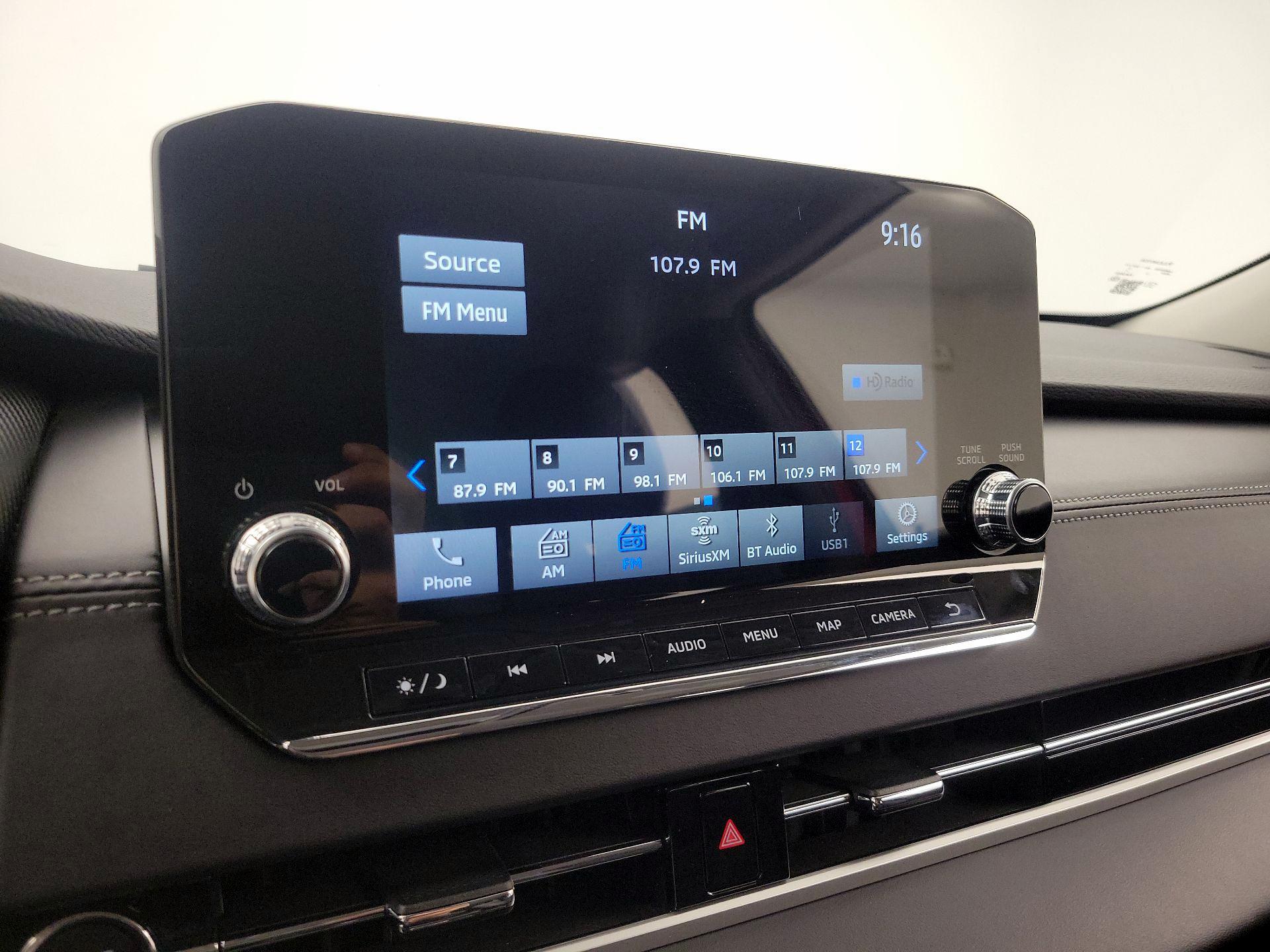 Thumbnail: 2023 Mitsubishi Outlander - 15