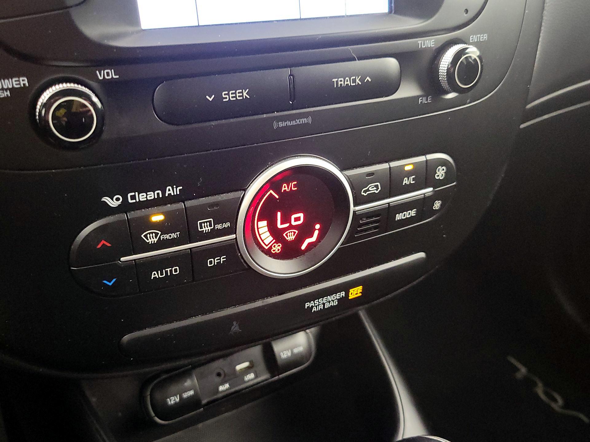 Thumbnail: 2017 Kia Soul - 16