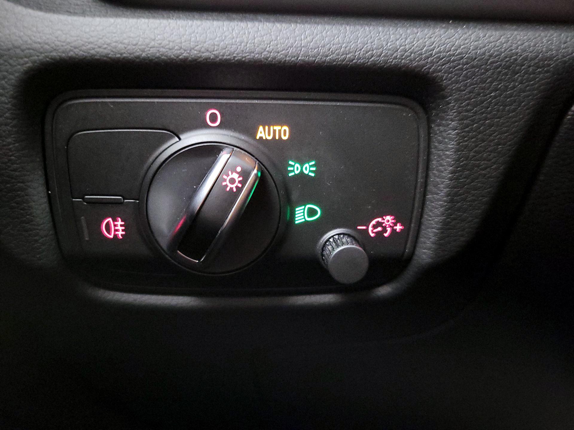 Thumbnail: 2016 Audi A3 - 13