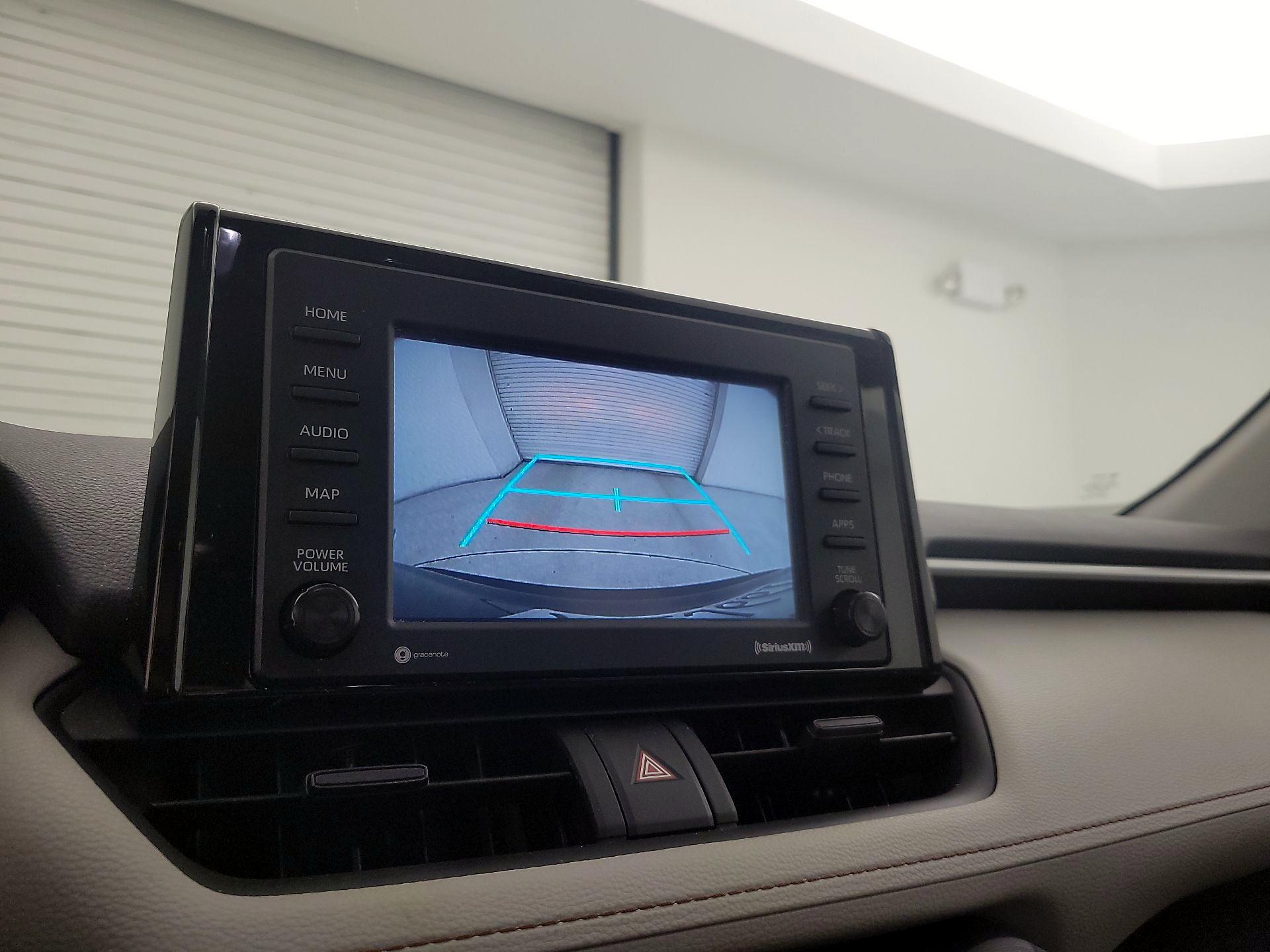 Thumbnail: 2022 Toyota RAV4 - 14