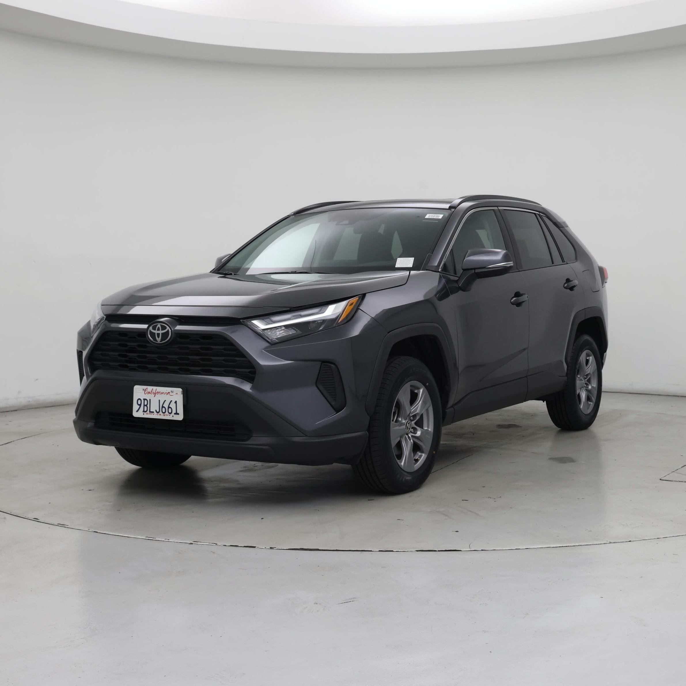 Thumbnail: 2022 Toyota RAV4 - 4