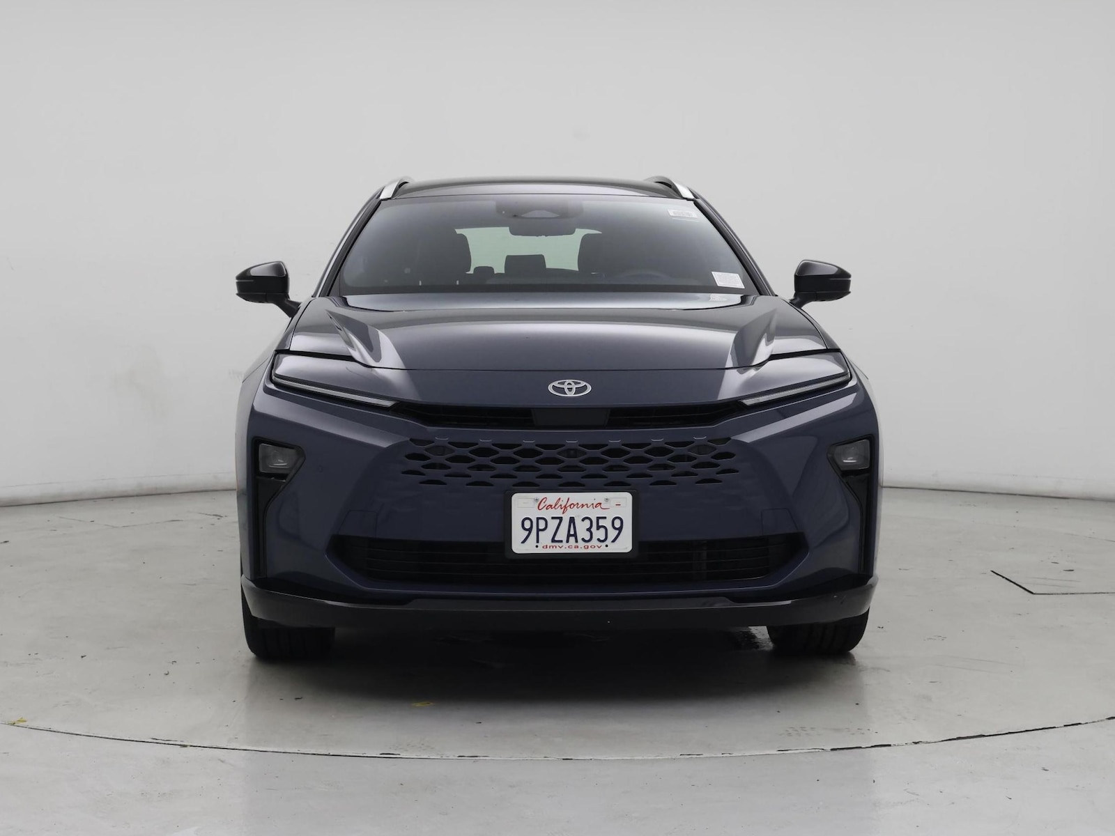 2025 Toyota Crown Signia Limited - Photo 6