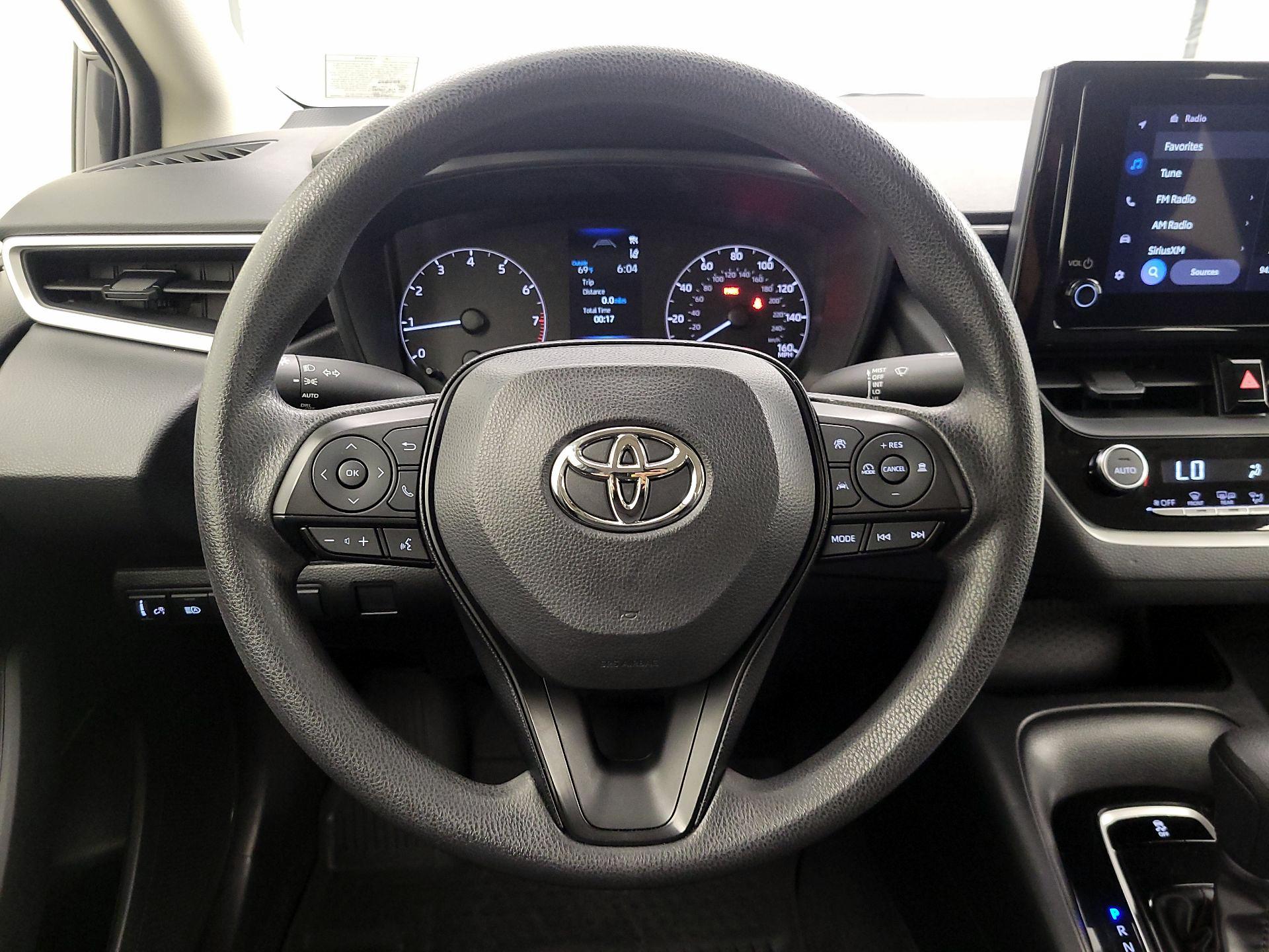 Thumbnail: 2023 Toyota Corolla - 10