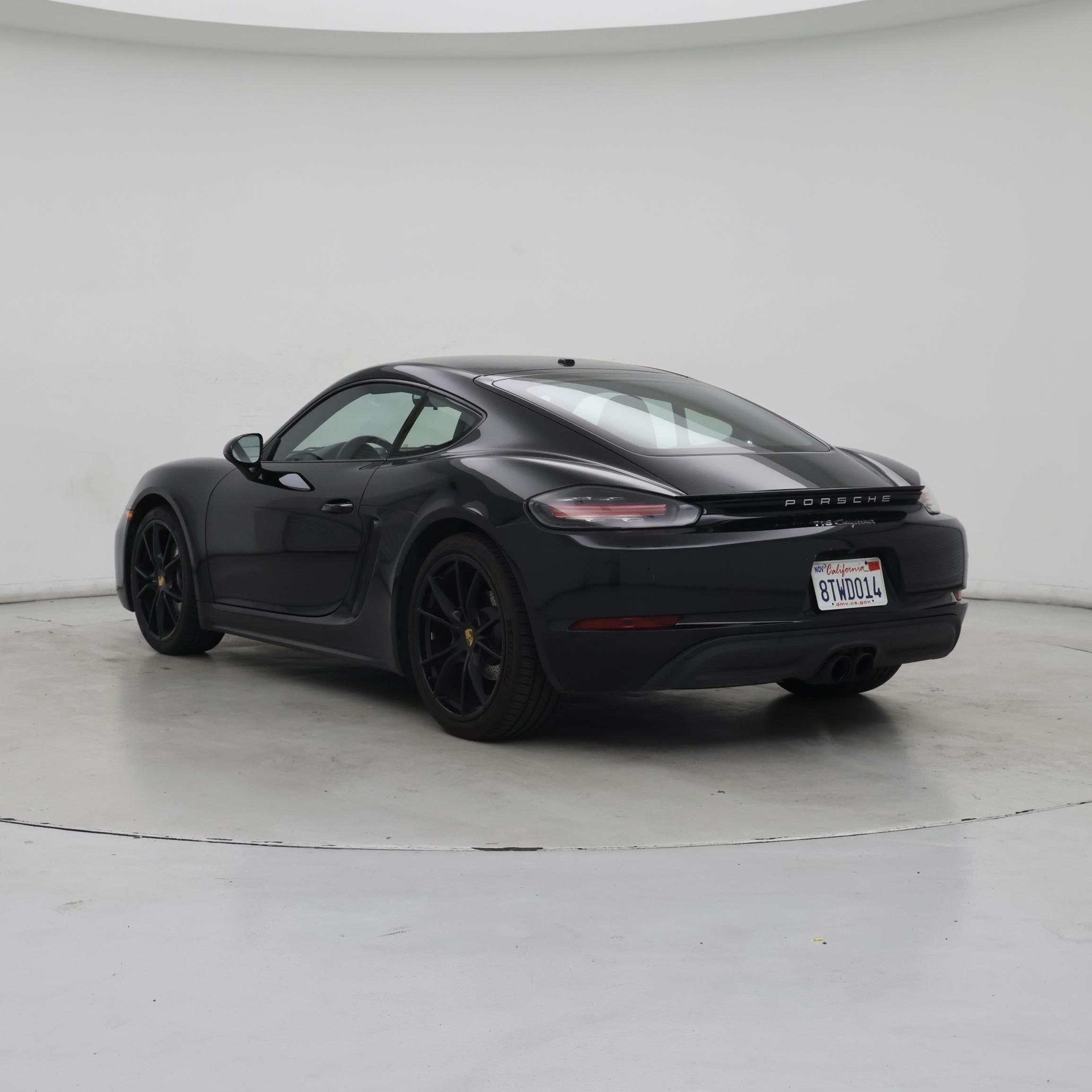 Thumbnail: 2018 Porsche 718 Cayman - 2