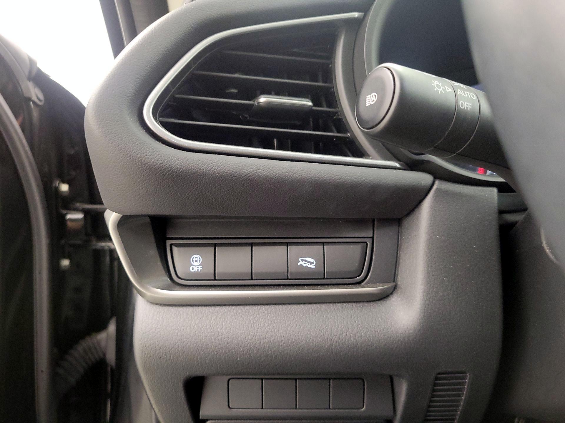 Thumbnail: 2023 Mazda CX-30 - 13