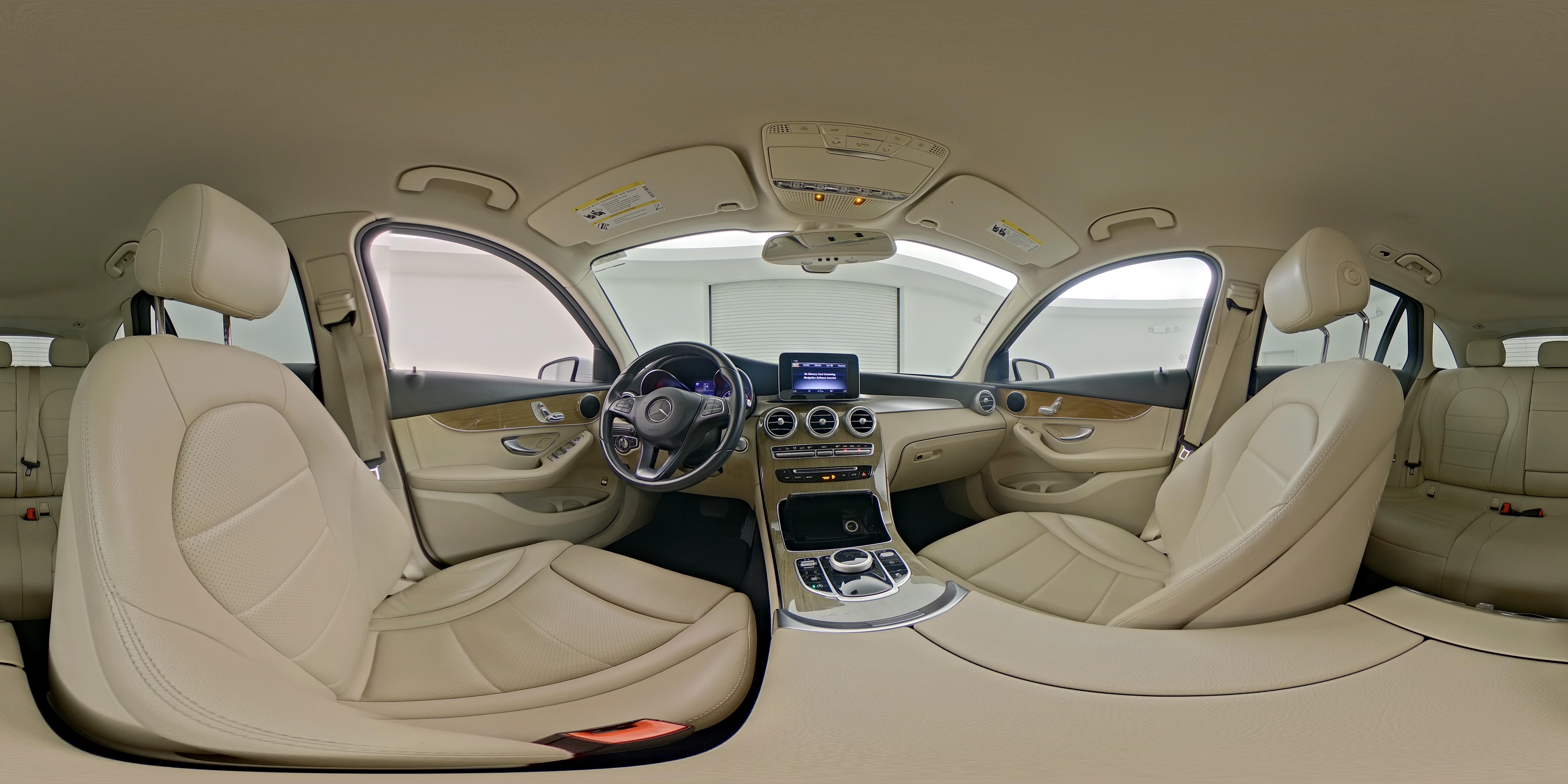 2018 Mercedes-Benz GLC GLC300 - Photo 23