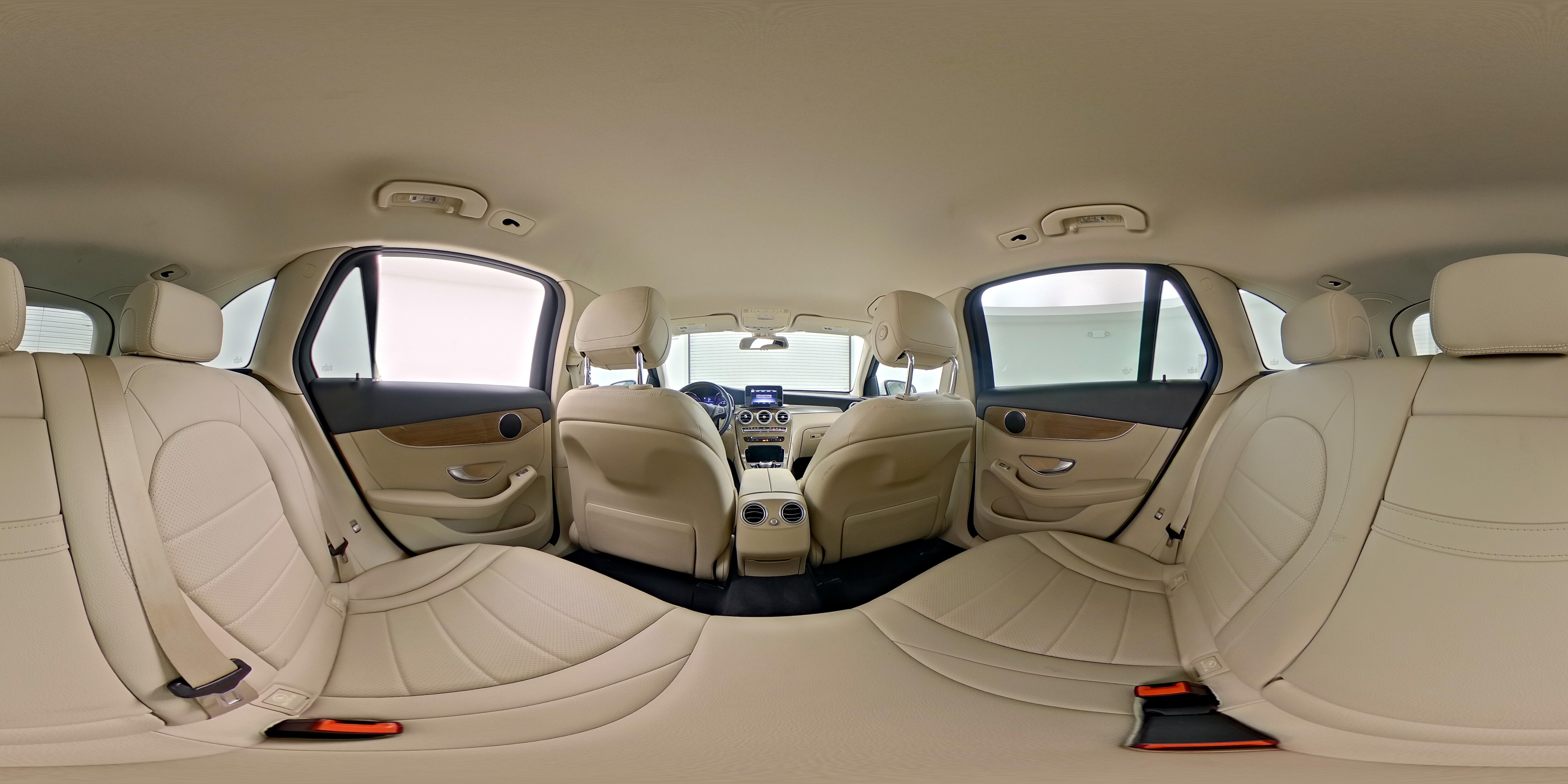 2018 Mercedes-Benz GLC GLC300 - Photo 24