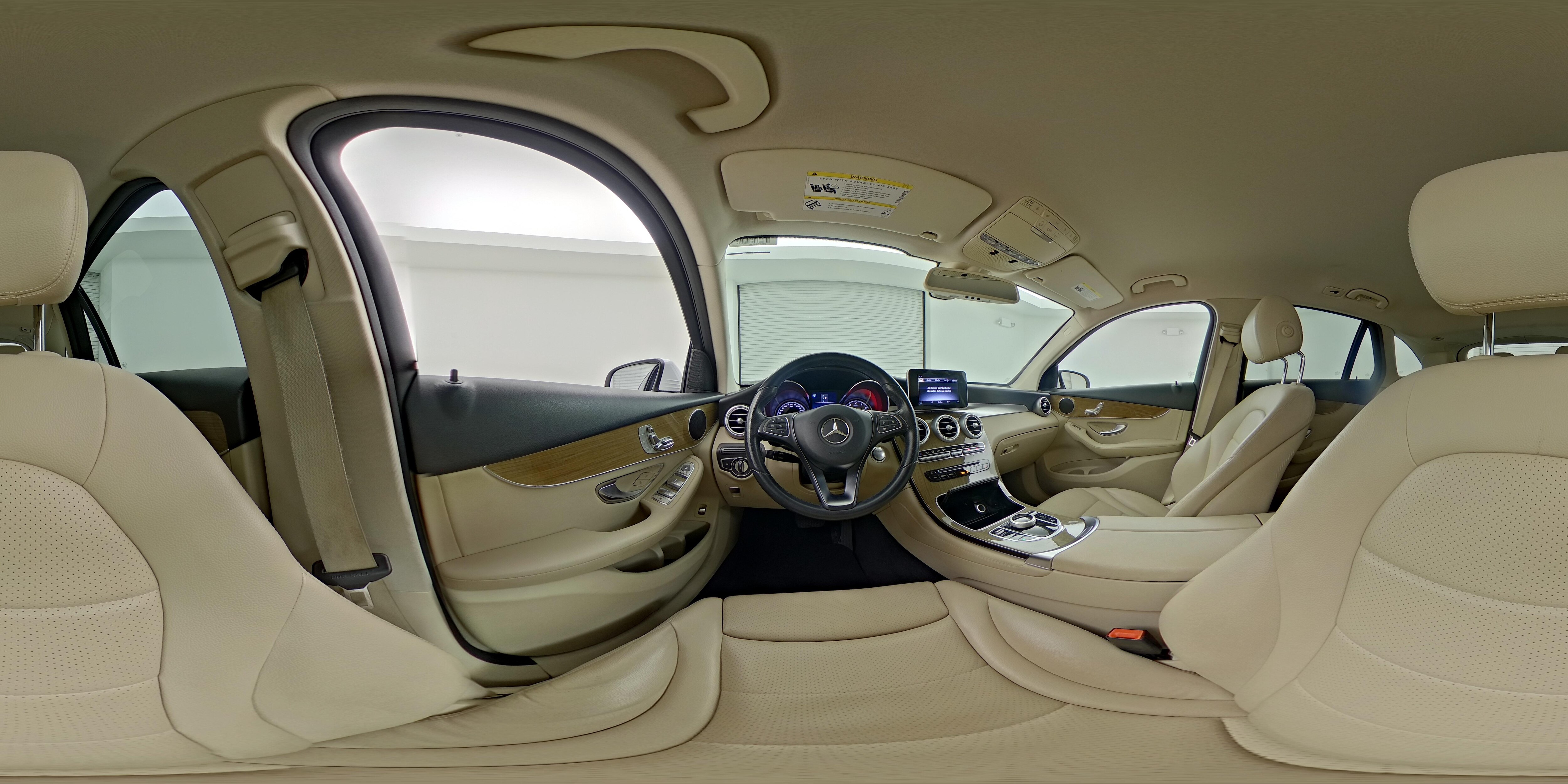 2018 Mercedes-Benz GLC GLC300 - Photo 25