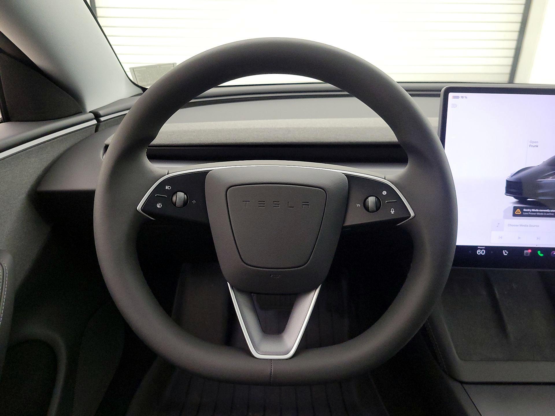 Thumbnail: 2025 Tesla Model 3 - 10