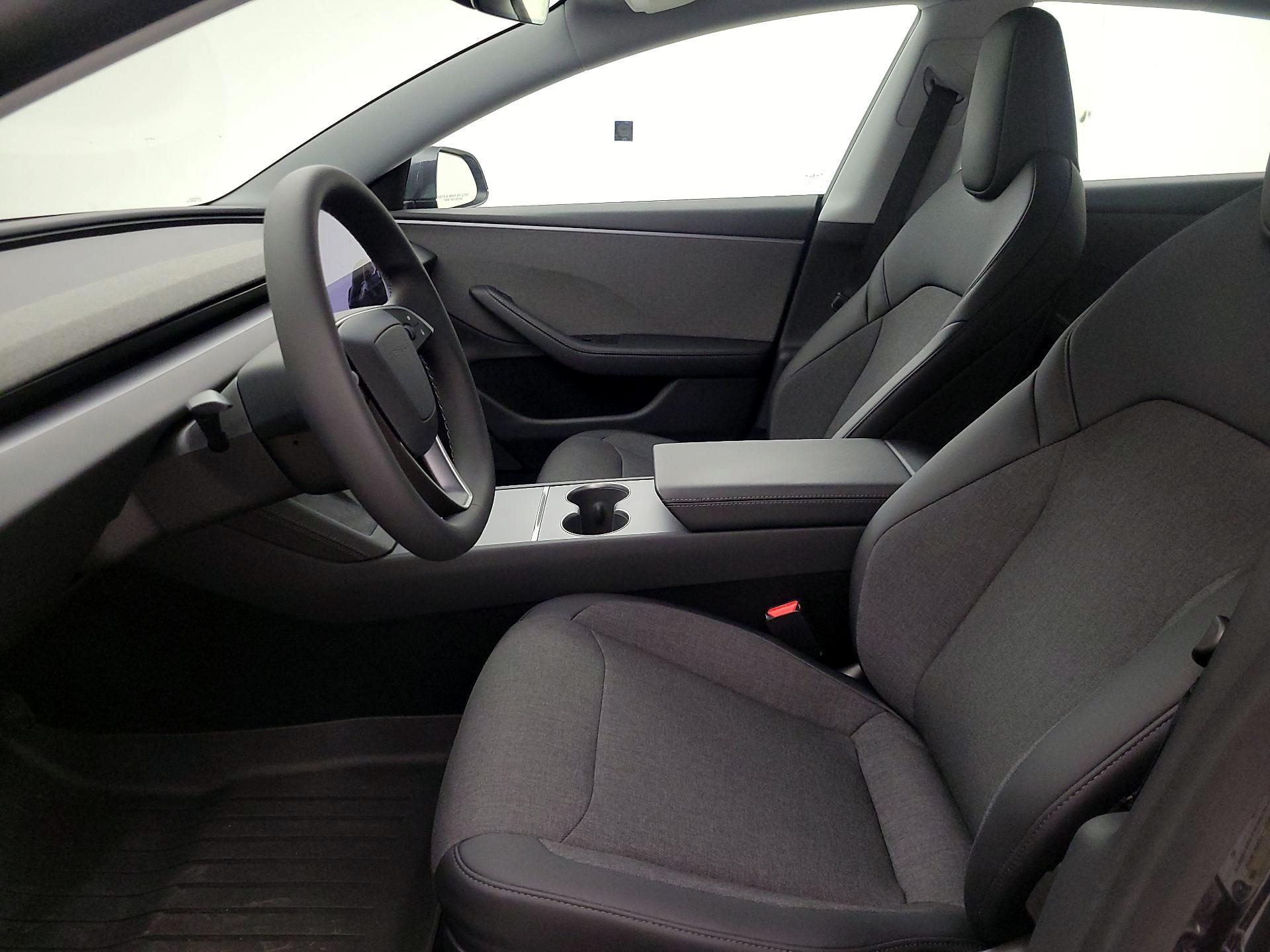 Thumbnail: 2025 Tesla Model 3 - 11