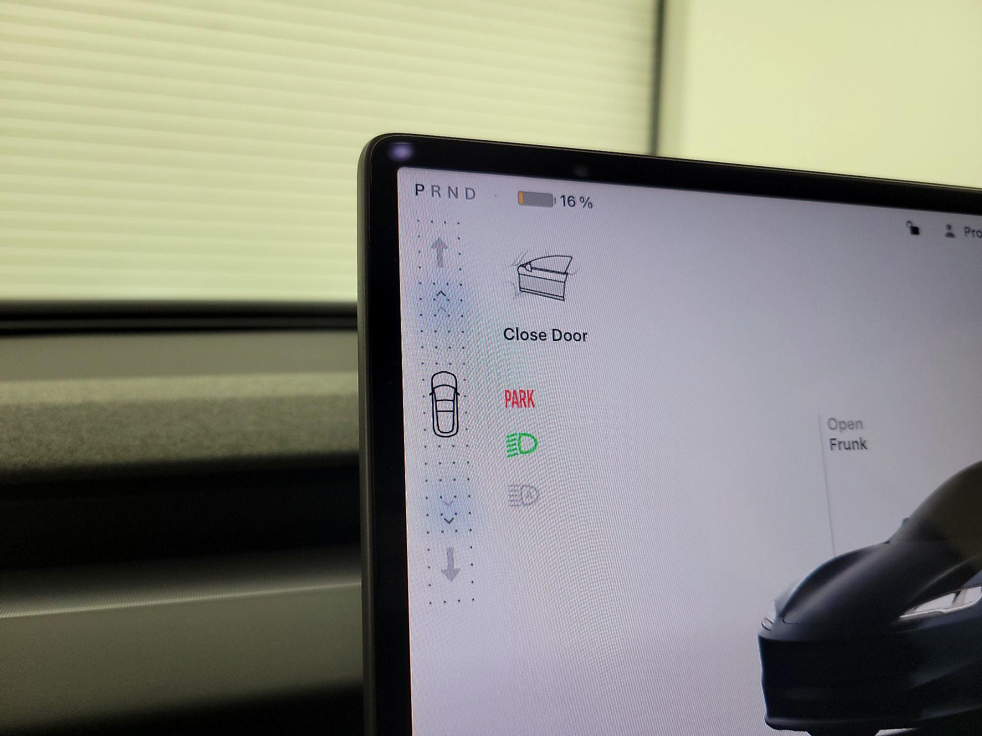 Thumbnail: 2025 Tesla Model 3 - 17