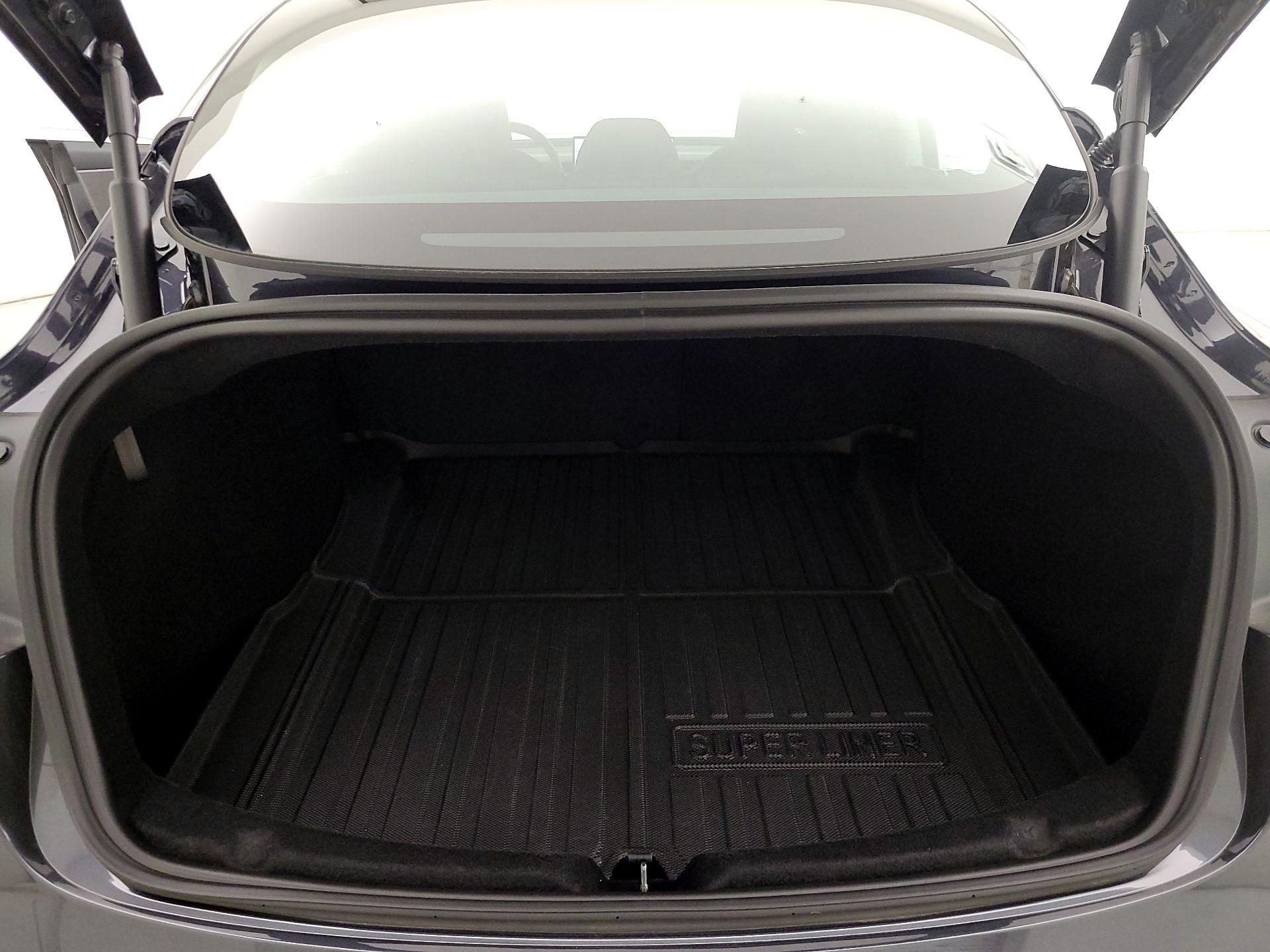 Thumbnail: 2025 Tesla Model 3 - 20