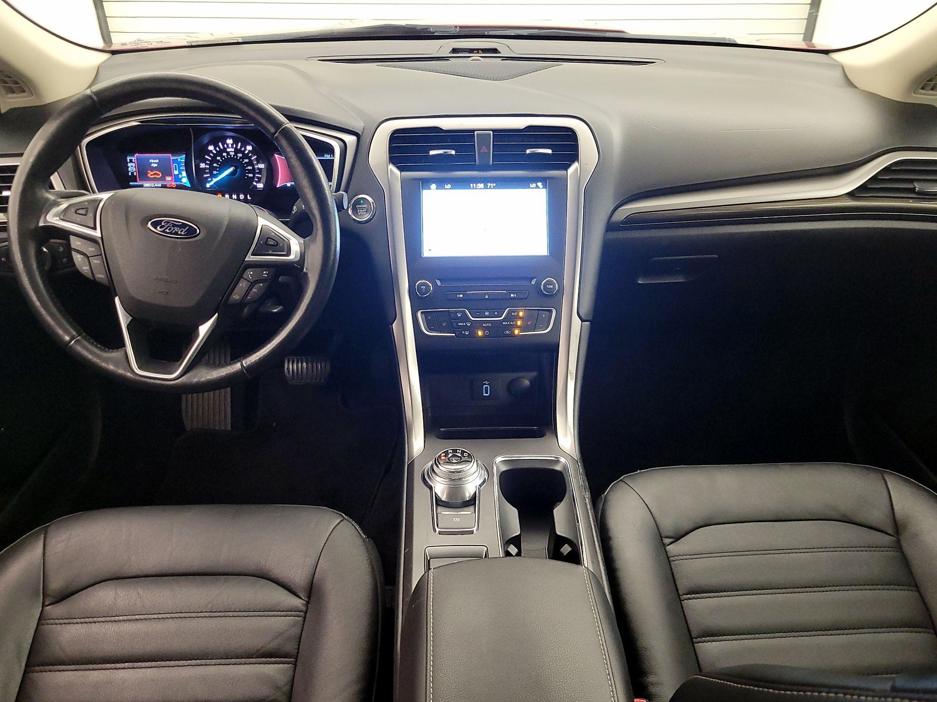 Thumbnail: 2017 Ford Fusion - 9