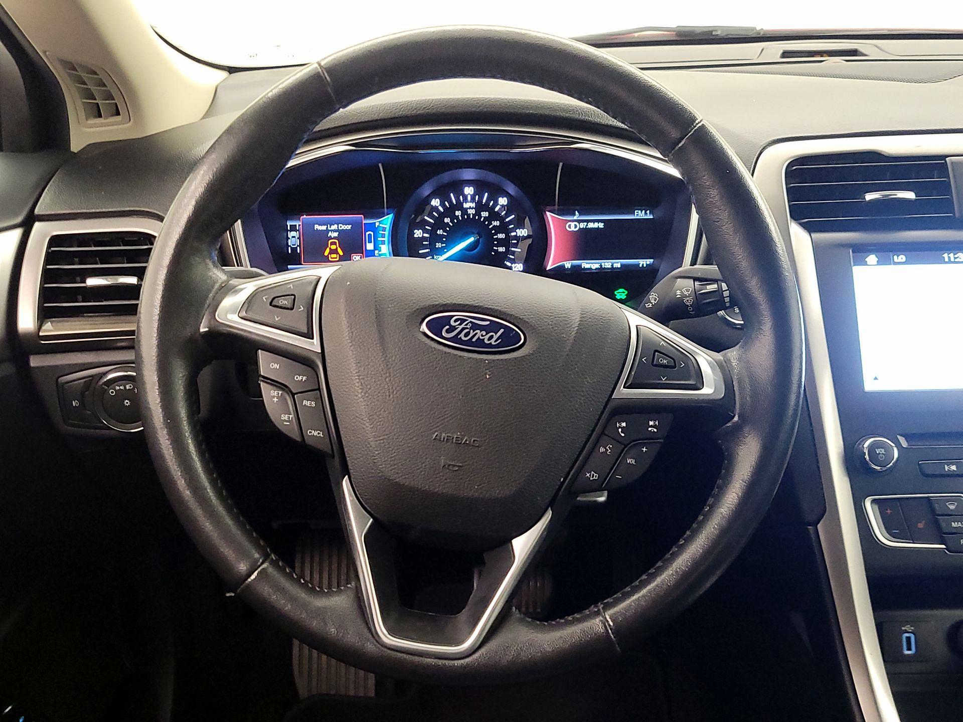 Thumbnail: 2017 Ford Fusion - 10