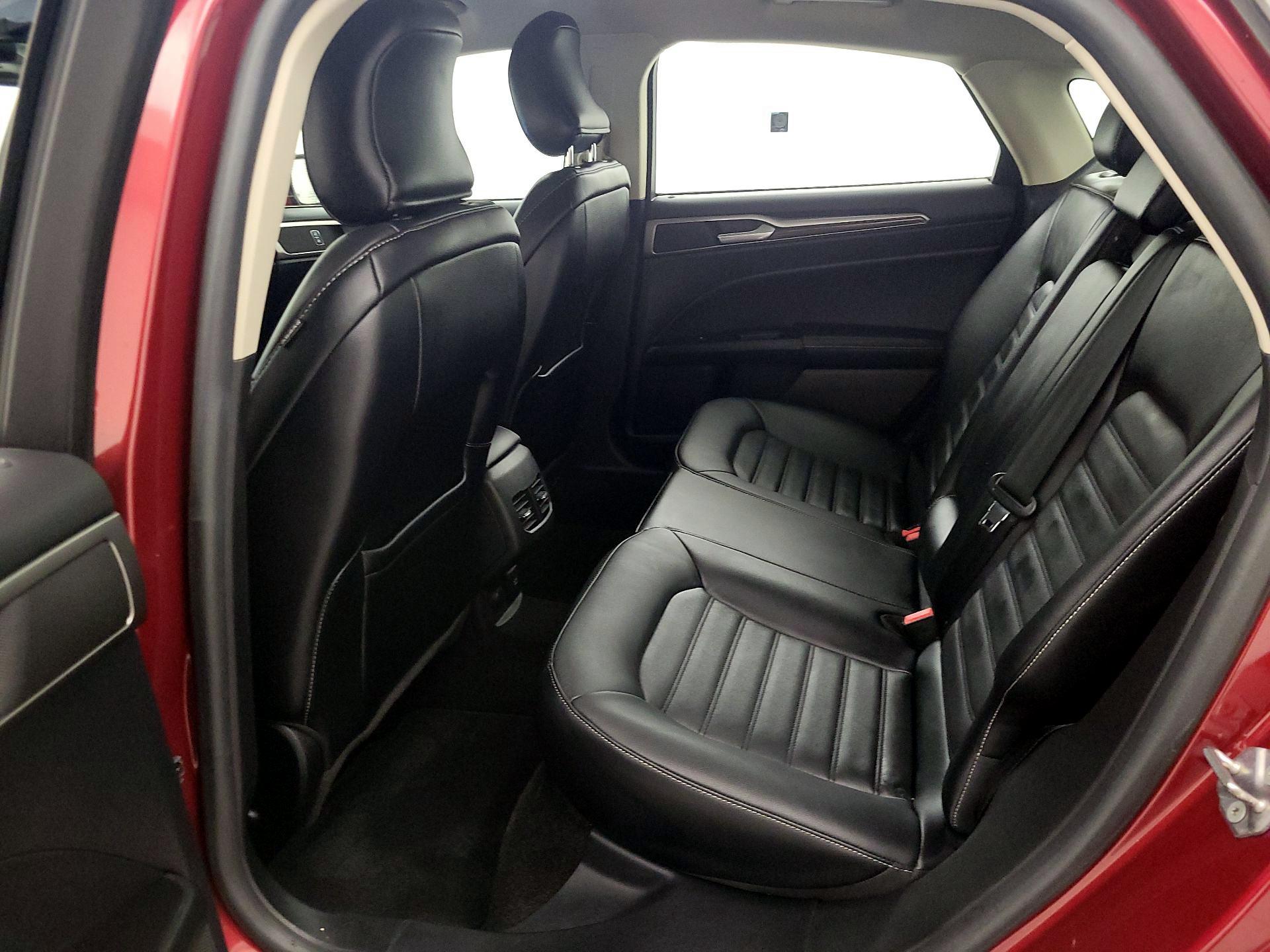 Thumbnail: 2017 Ford Fusion - 20