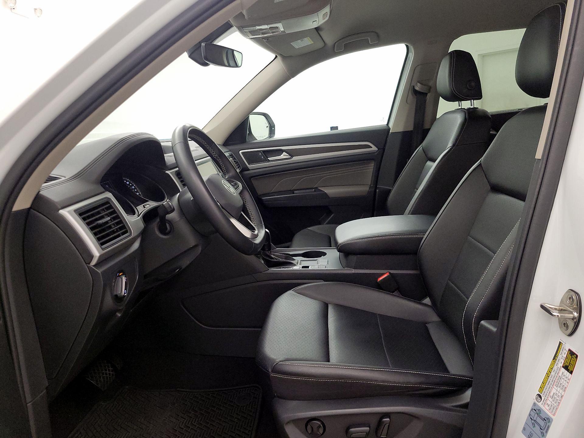 Thumbnail: 2021 Volkswagen Atlas - 11