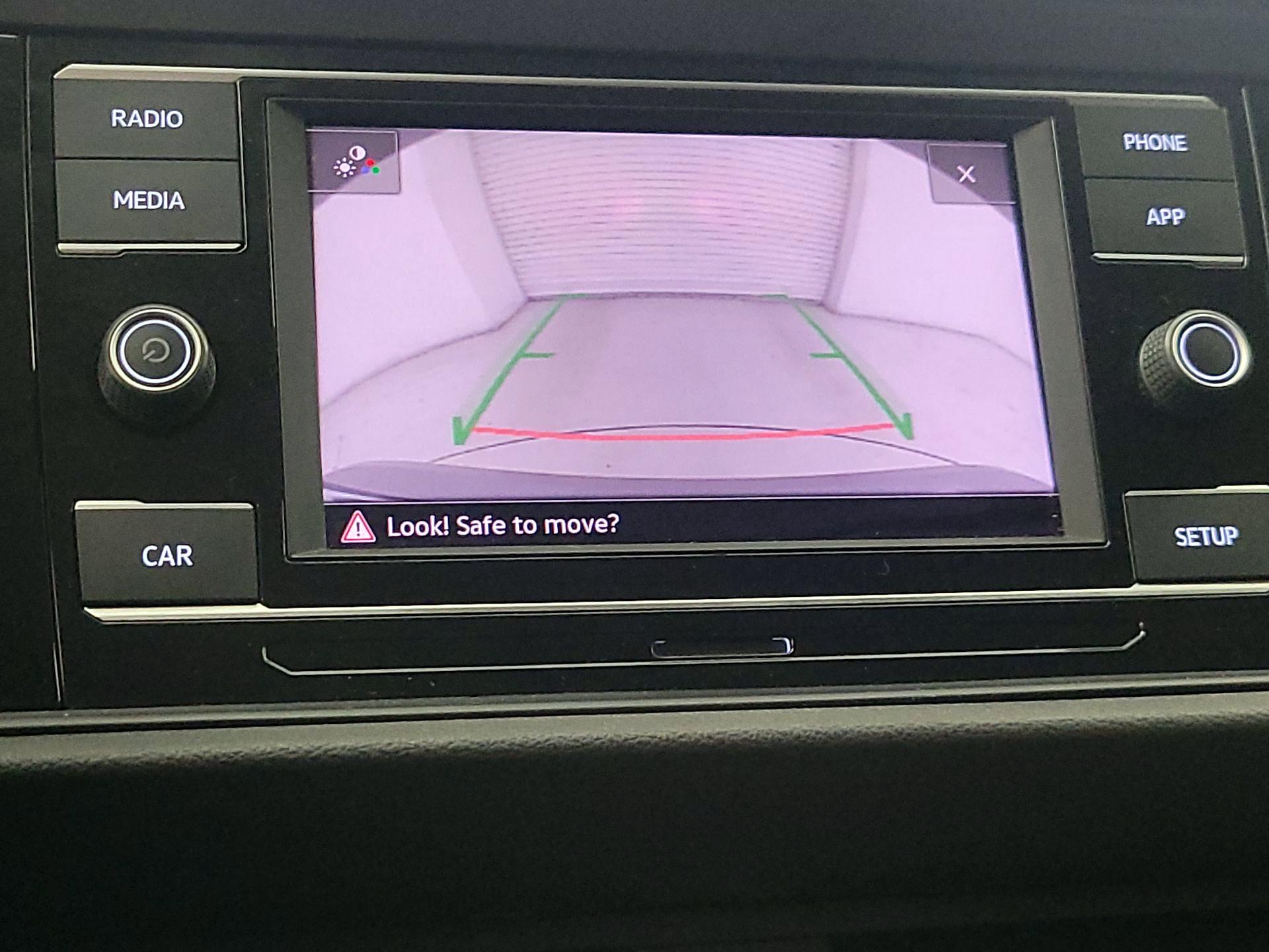 Thumbnail: 2019 Volkswagen Jetta - 14