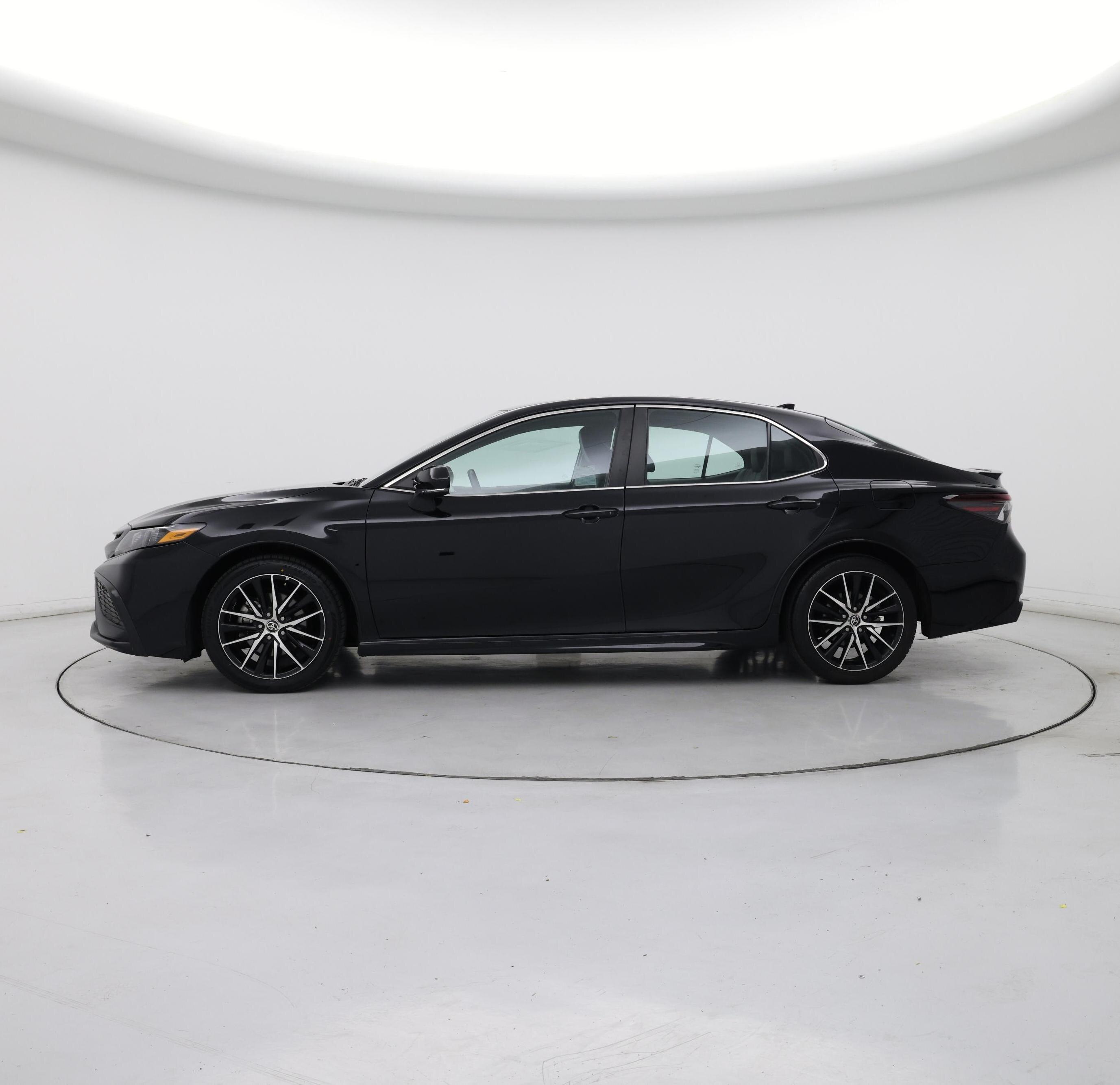 Thumbnail: 2023 Toyota Camry - 3