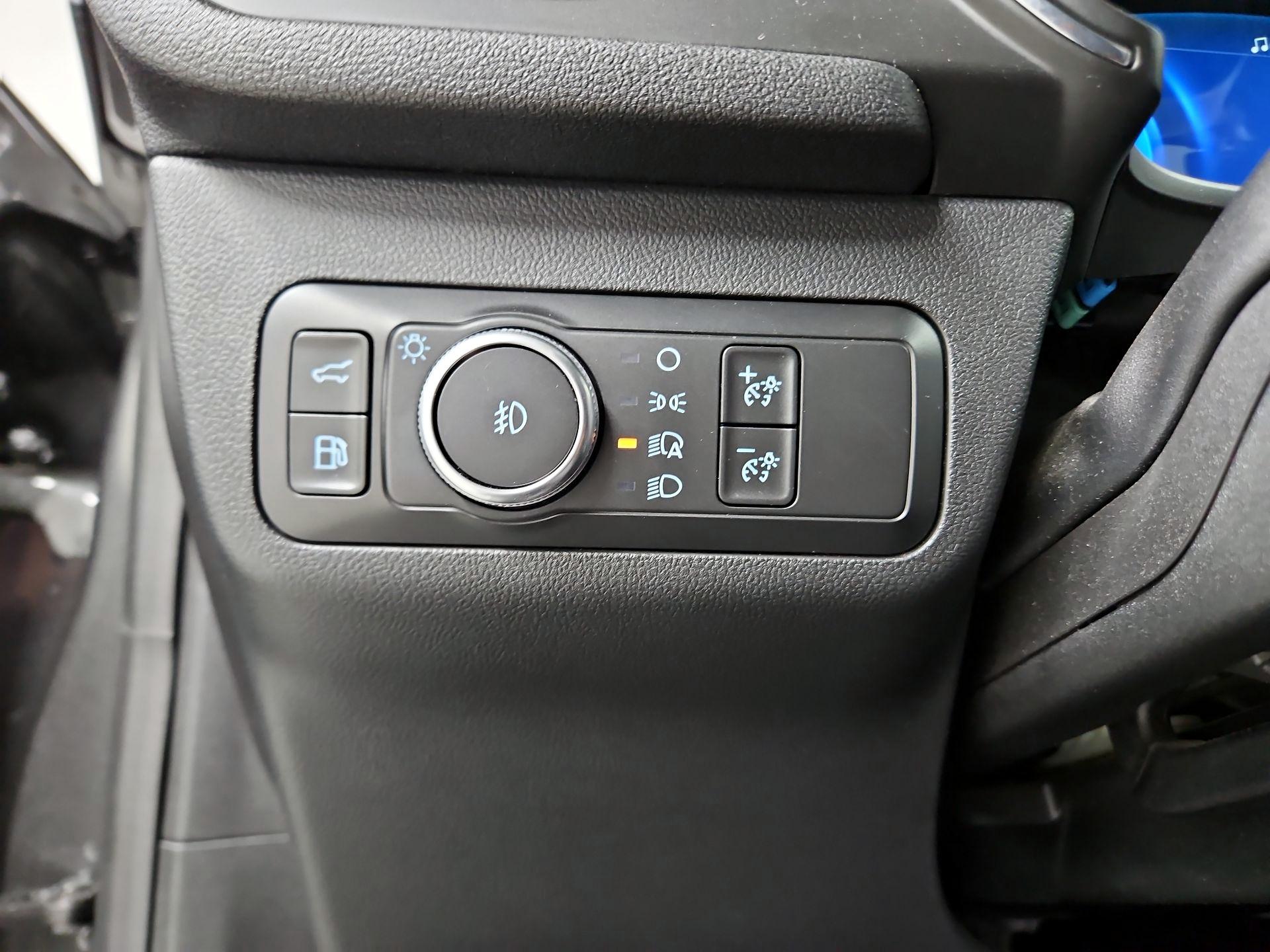Thumbnail: 2020 Ford Escape - 13