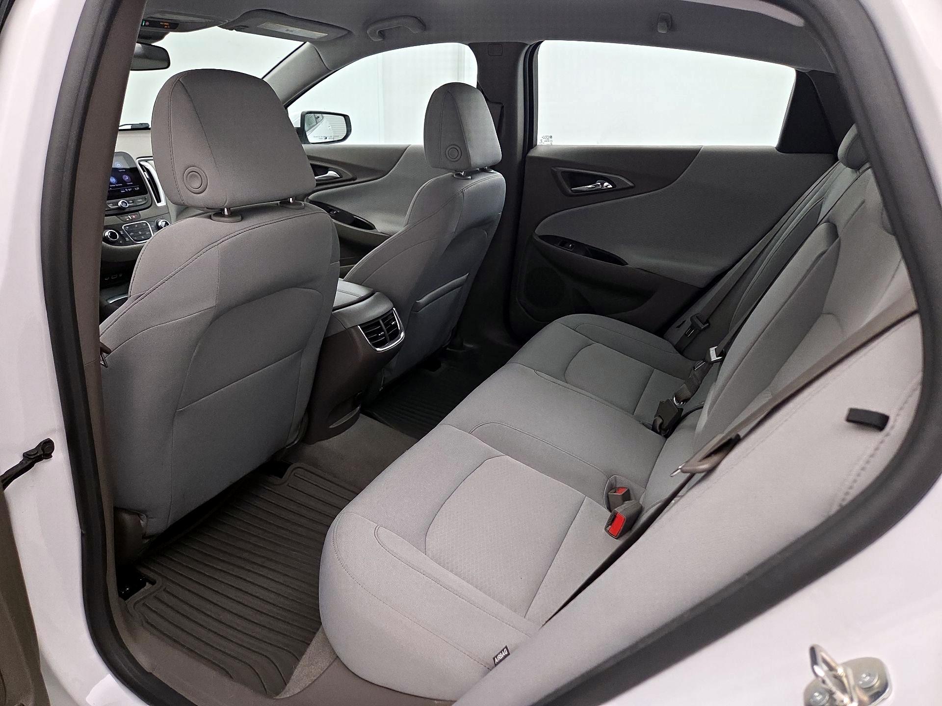 Thumbnail: 2023 Chevrolet Malibu - 19