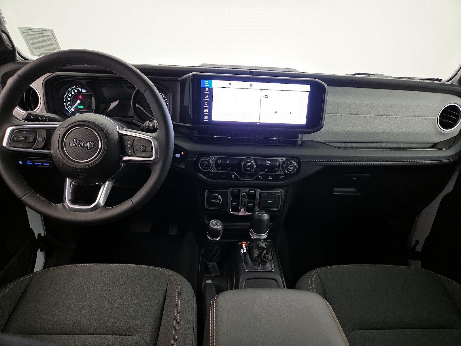 2025 Jeep Wrangler 4xe Sahara 4XE - Photo 10