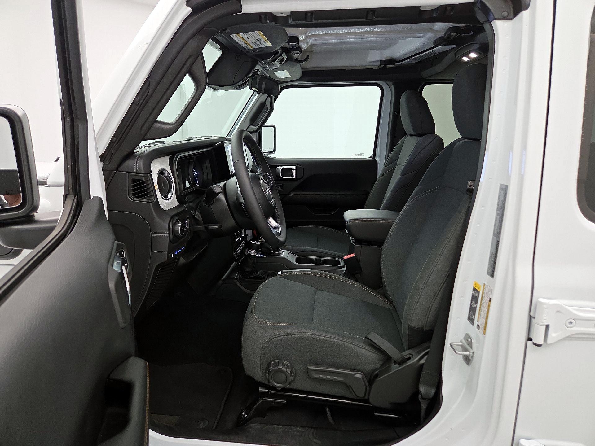 Thumbnail: 2025 Jeep Wrangler - 11