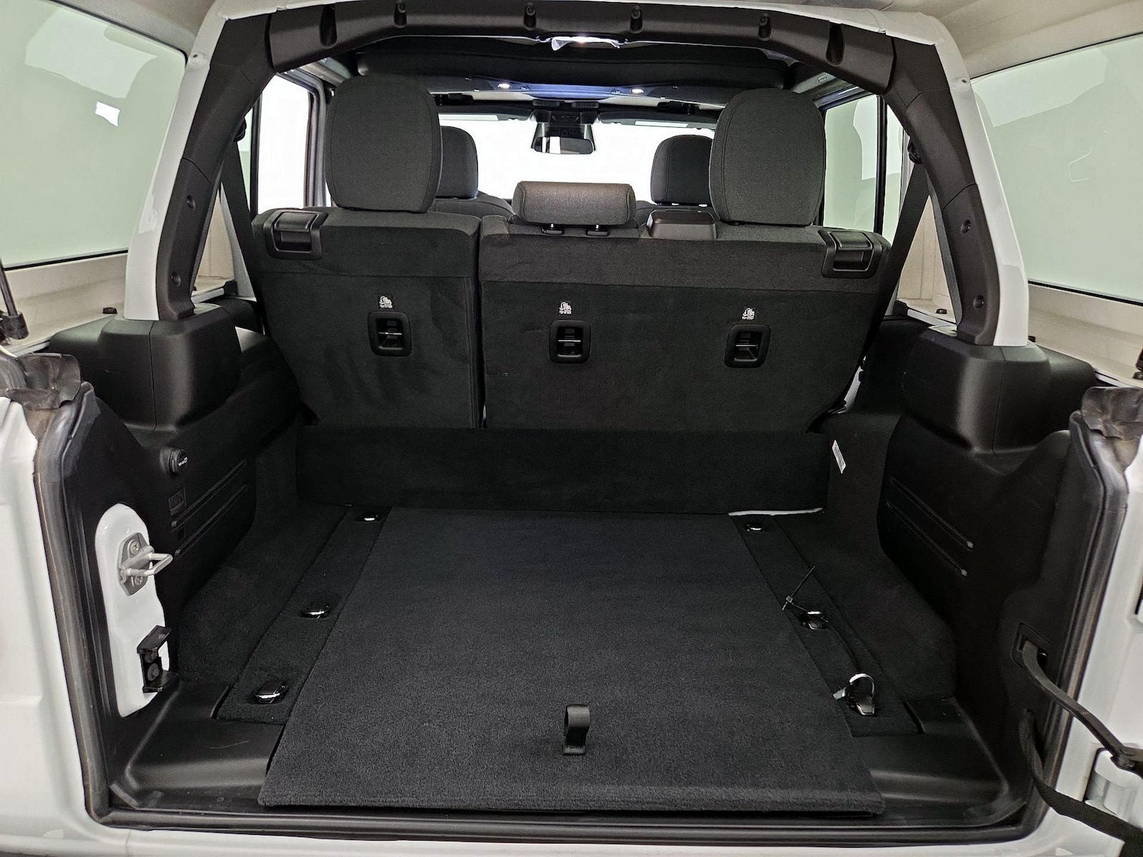 2025 Jeep Wrangler 4xe Sahara 4XE - Photo 21