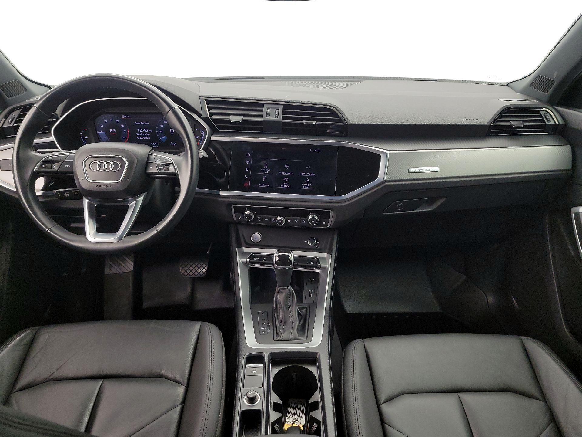 Thumbnail: 2020 Audi Q3 - 9