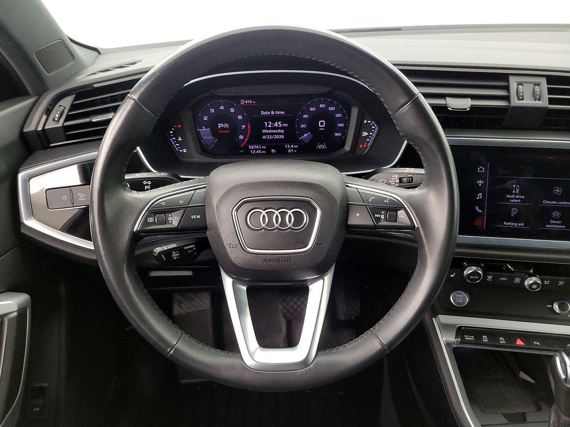 Thumbnail: 2020 Audi Q3 - 10