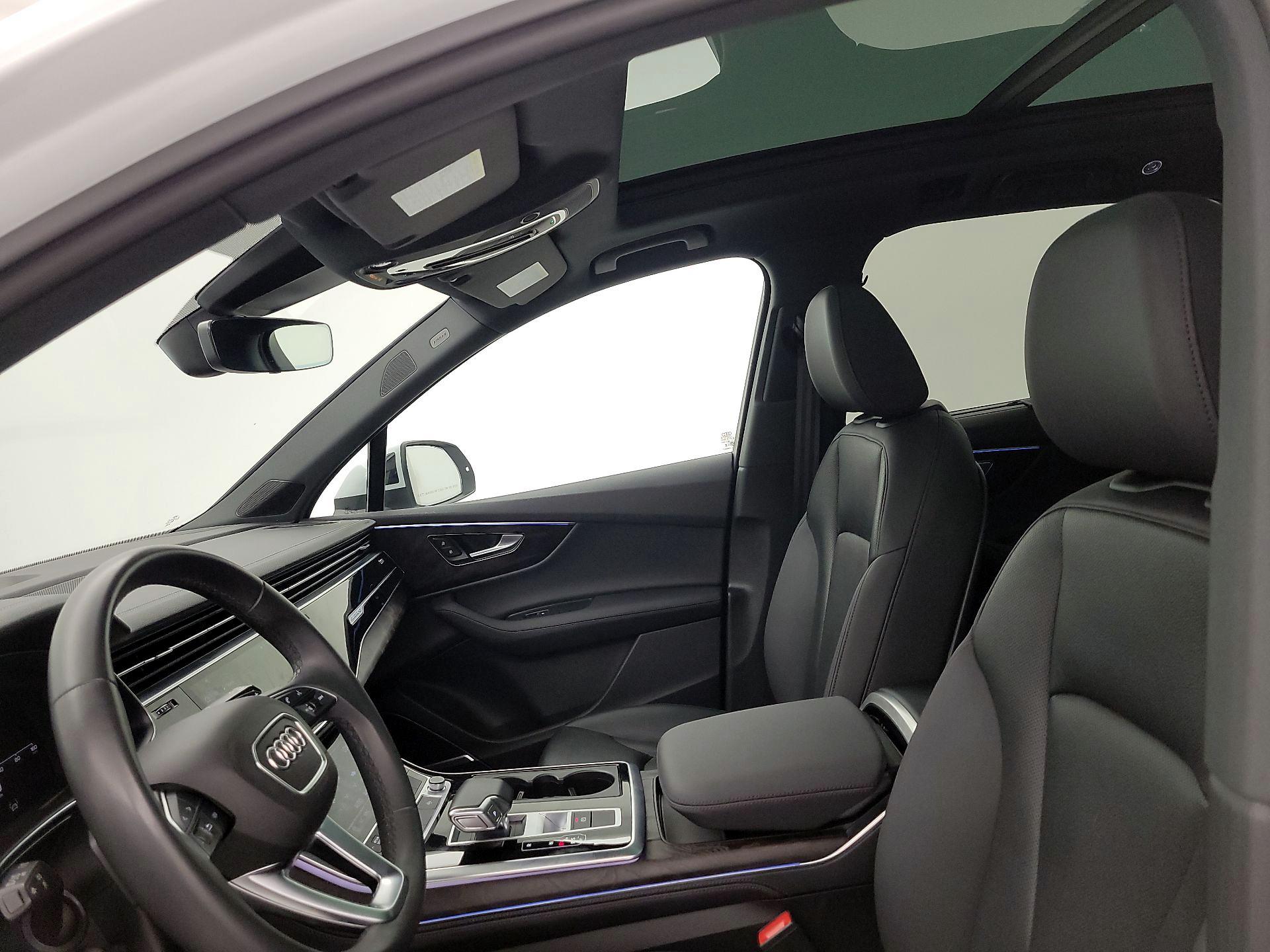 Thumbnail: 2023 Audi Q7 - 20