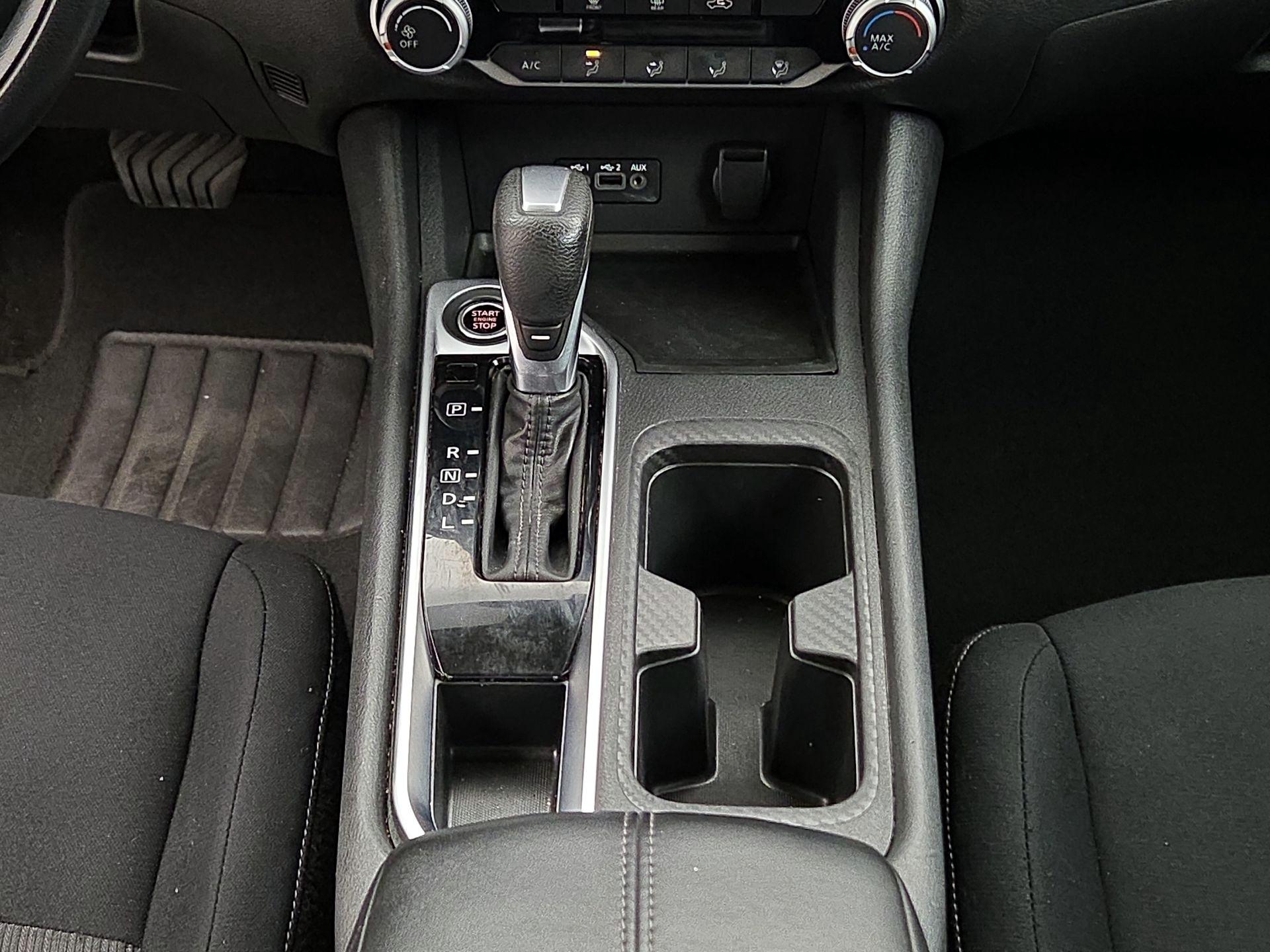 Thumbnail: 2023 Nissan Sentra - 17