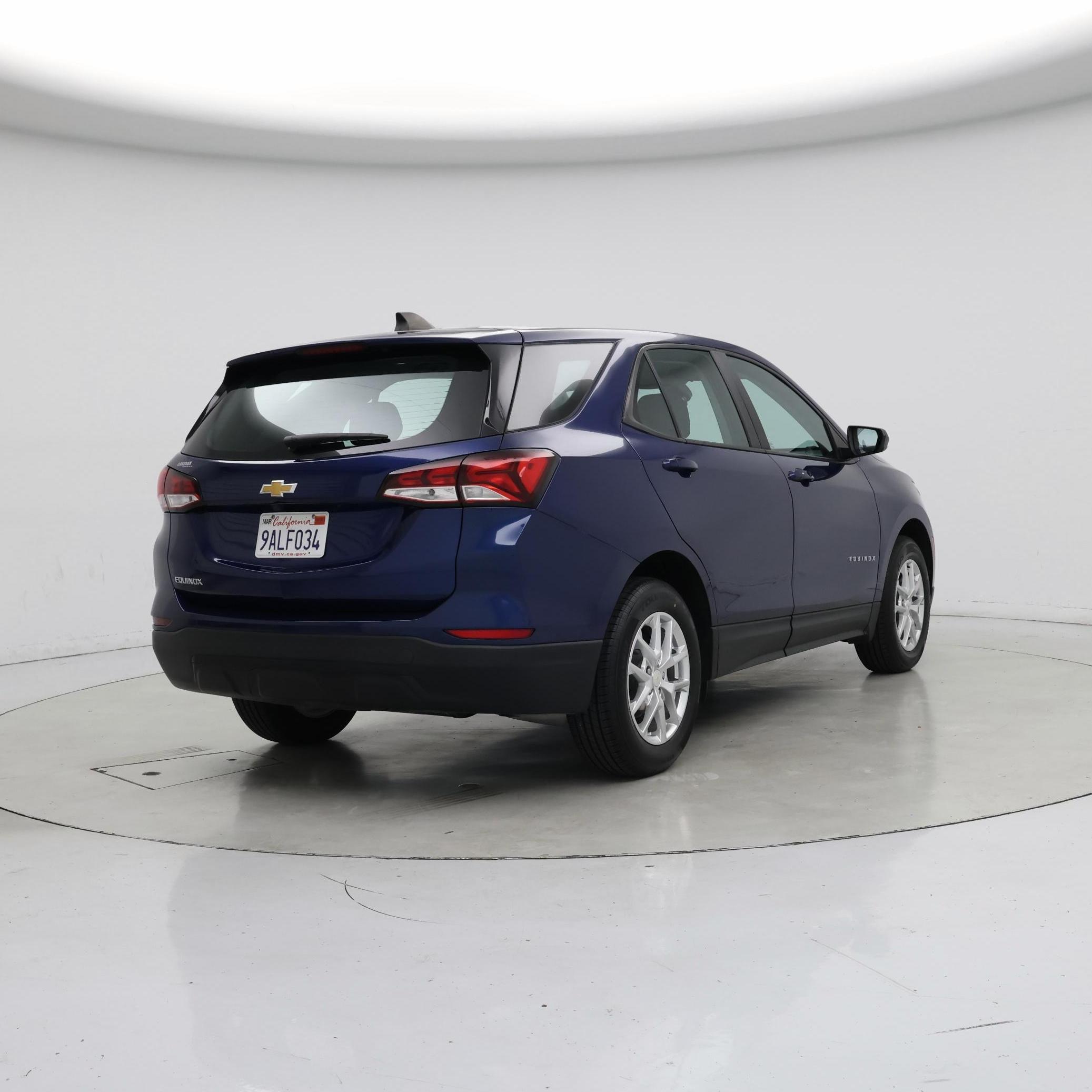 Thumbnail: 2022 Chevrolet Equinox - 8