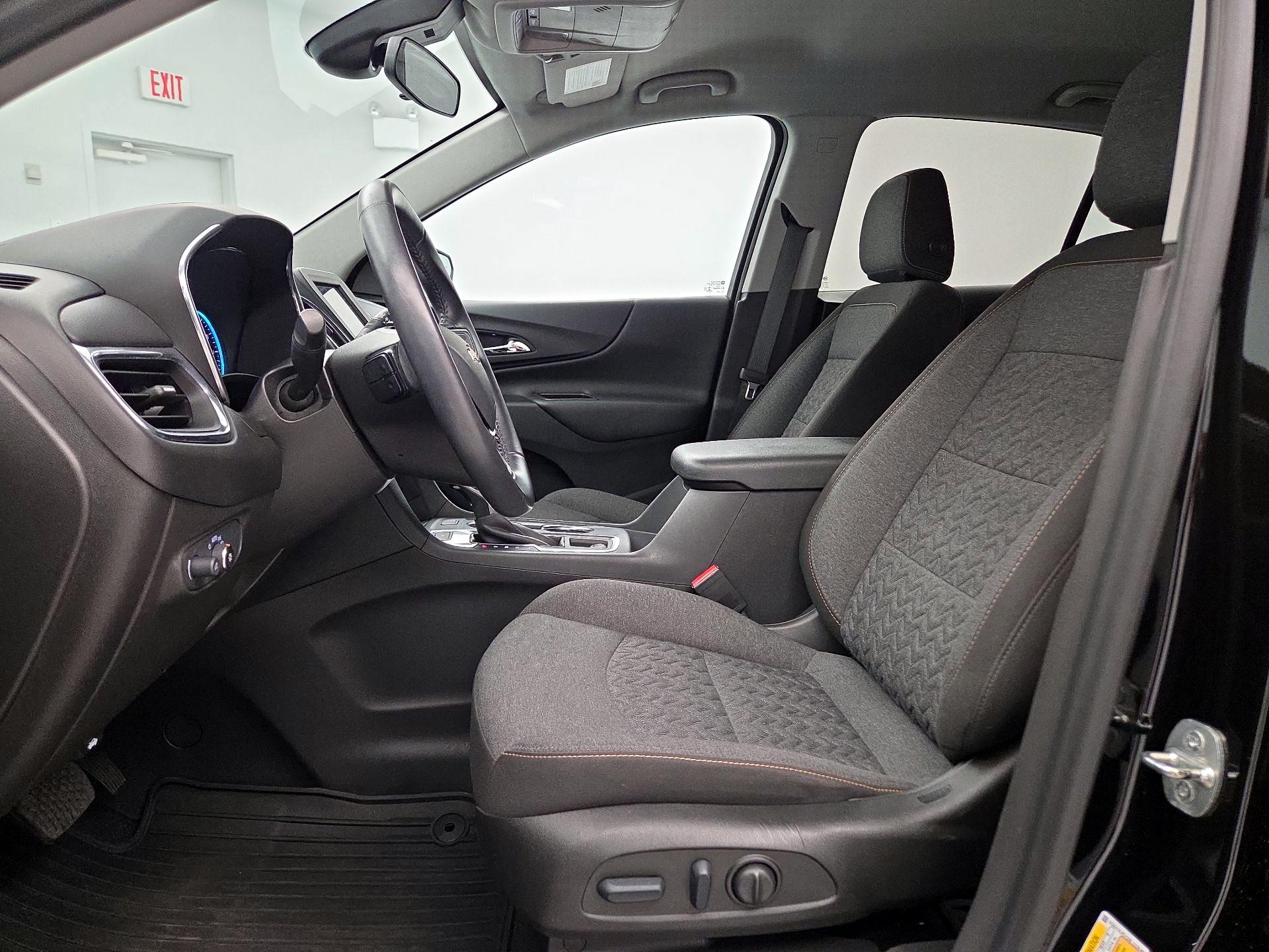 Thumbnail: 2022 Chevrolet Equinox - 11