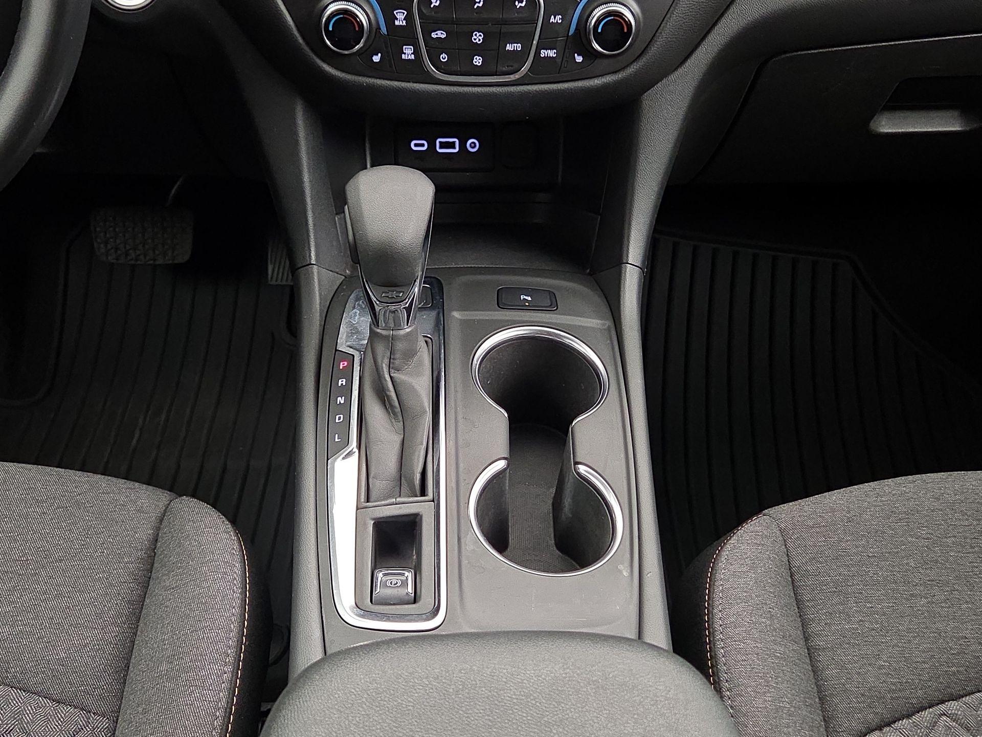 Thumbnail: 2022 Chevrolet Equinox - 17