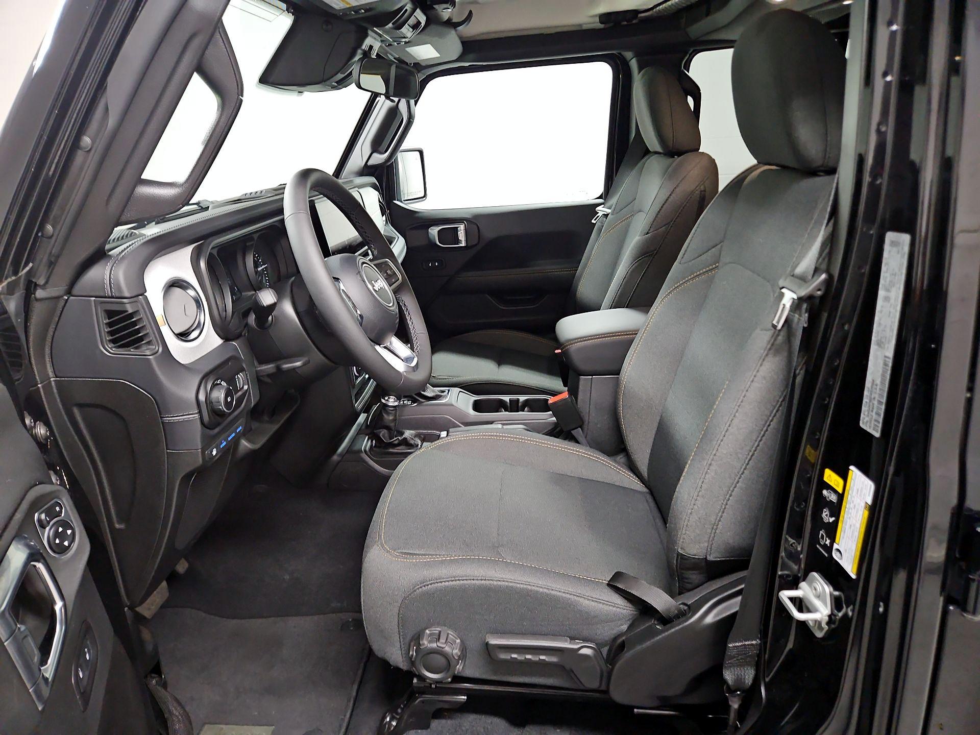 Thumbnail: 2025 Jeep Wrangler - 11