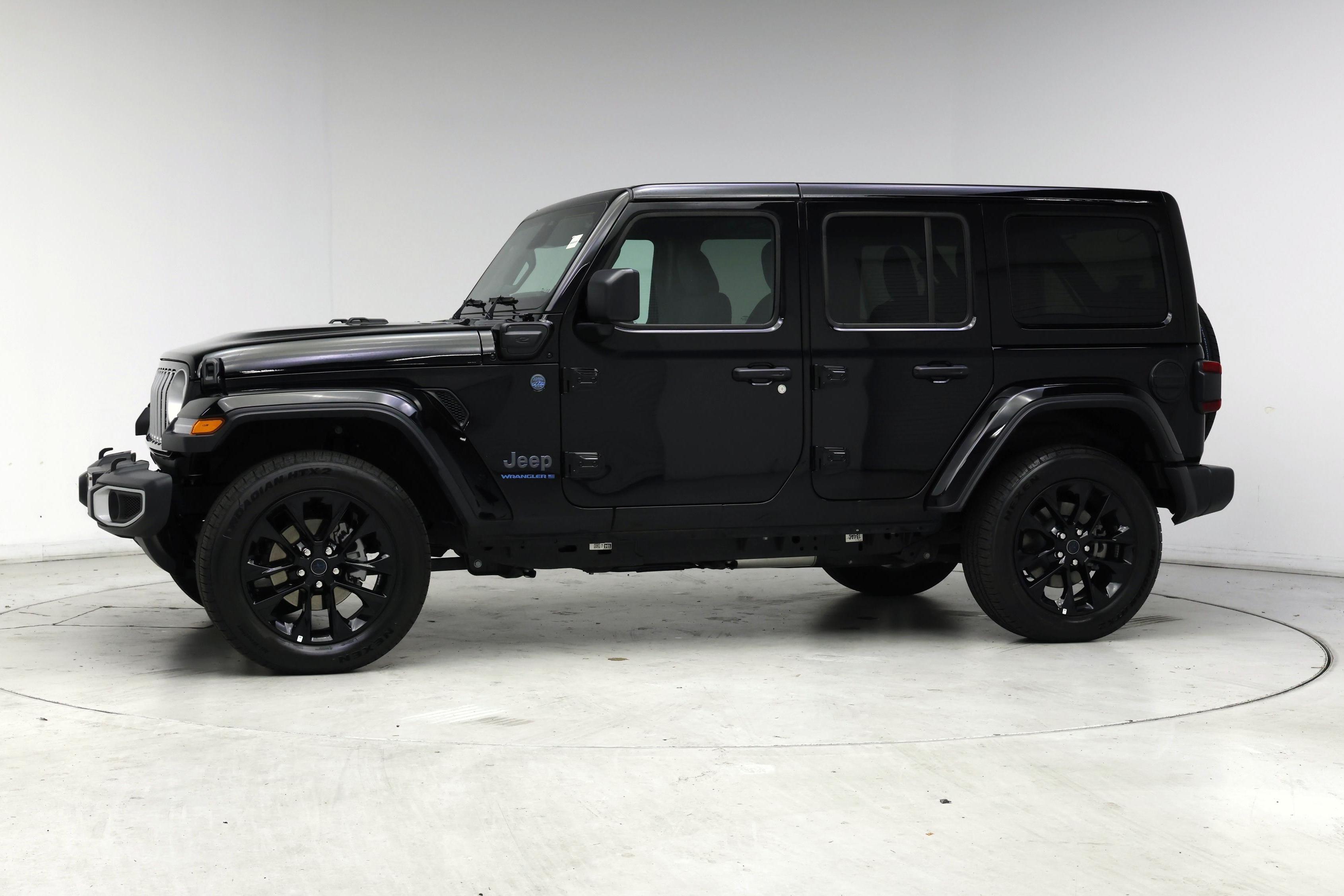 Thumbnail: 2025 Jeep Wrangler - 3