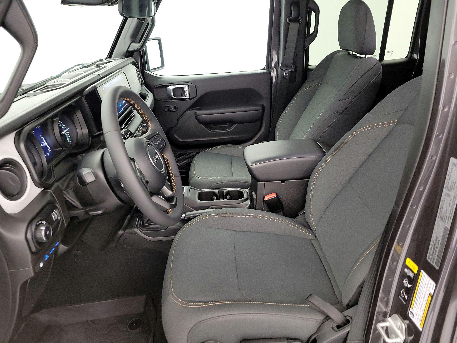 Thumbnail: 2024 Jeep Wrangler - 11