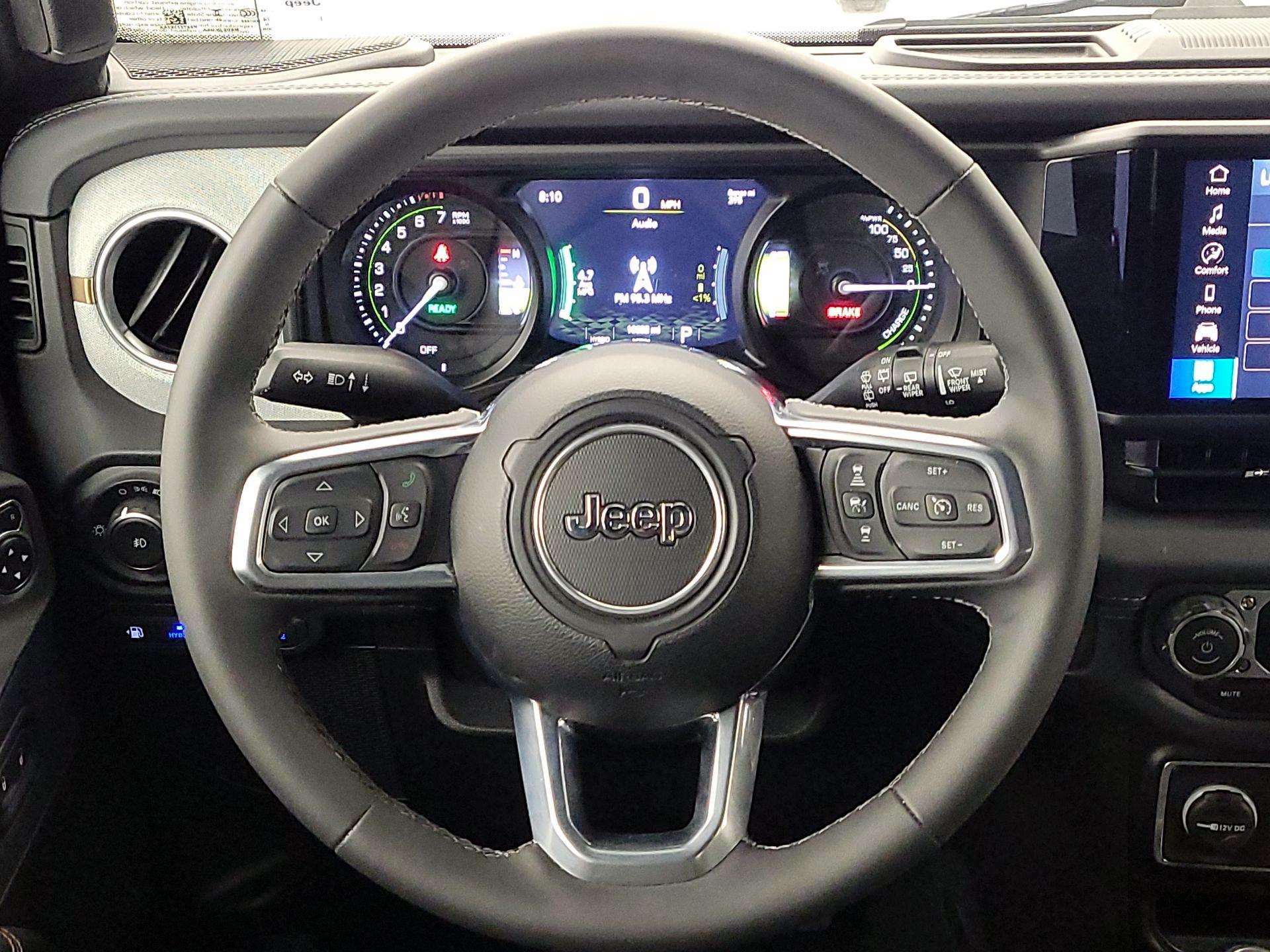 Thumbnail: 2025 Jeep Wrangler - 10