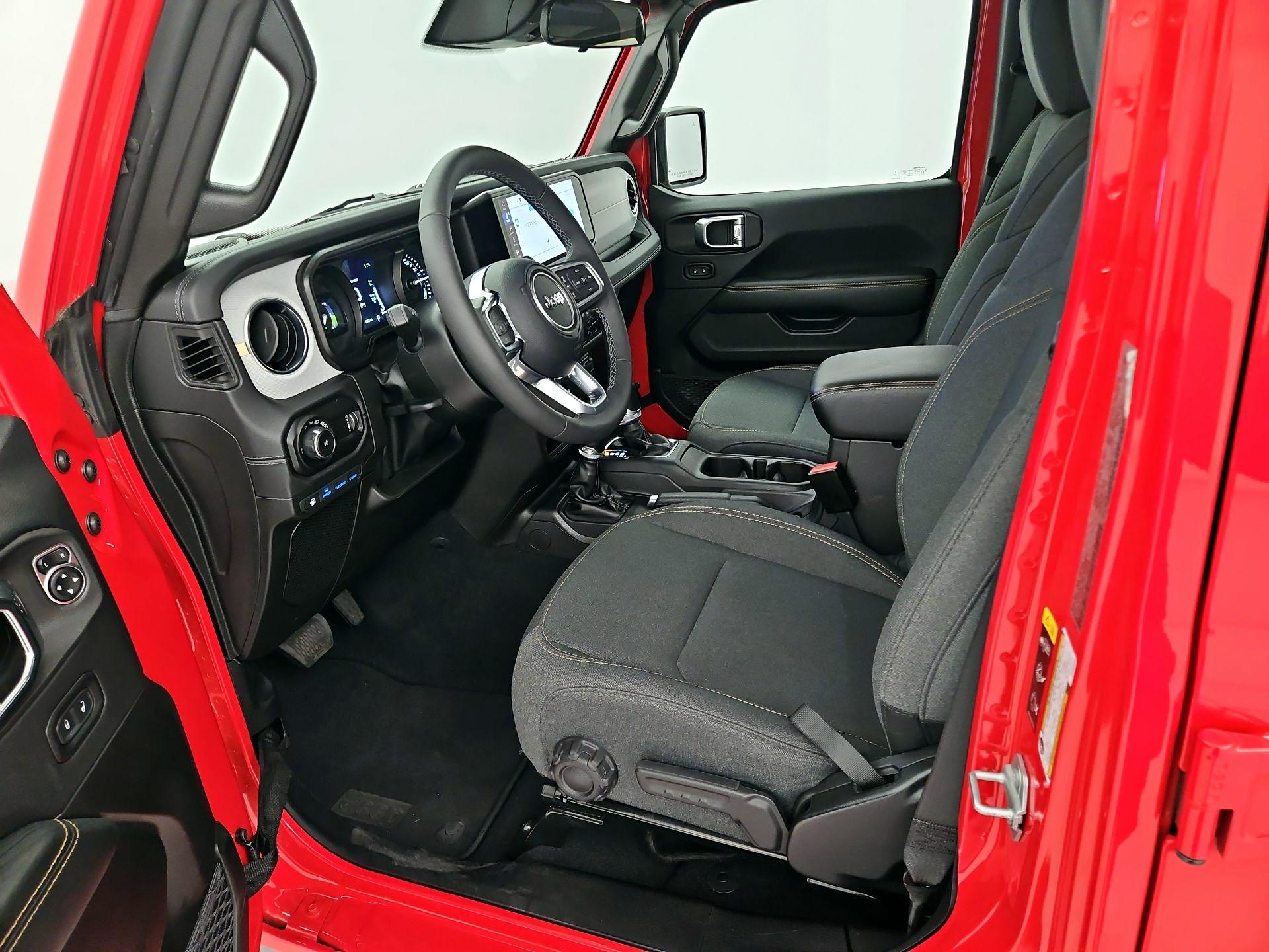 Thumbnail: 2025 Jeep Wrangler - 11