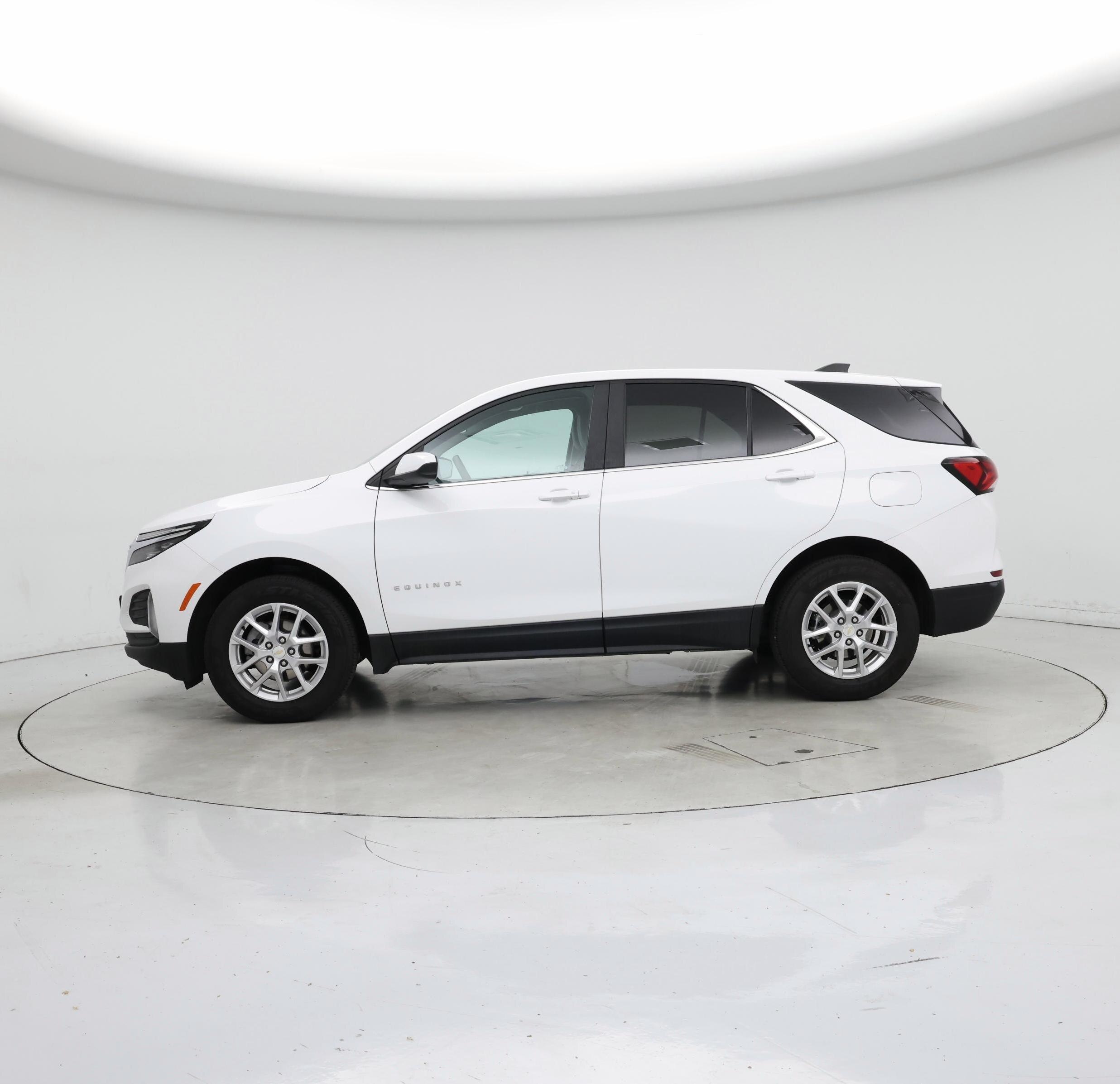 Thumbnail: 2023 Chevrolet Equinox - 3
