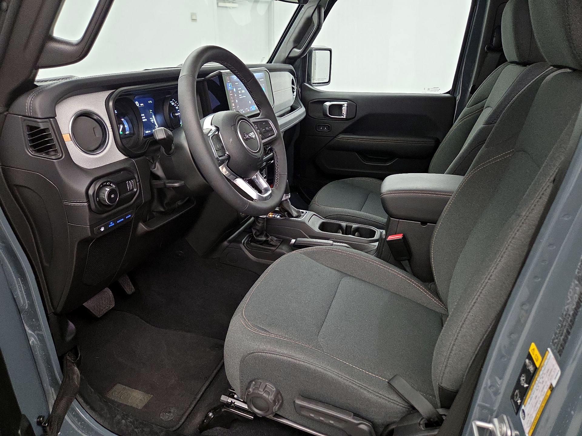 Thumbnail: 2025 Jeep Wrangler - 11