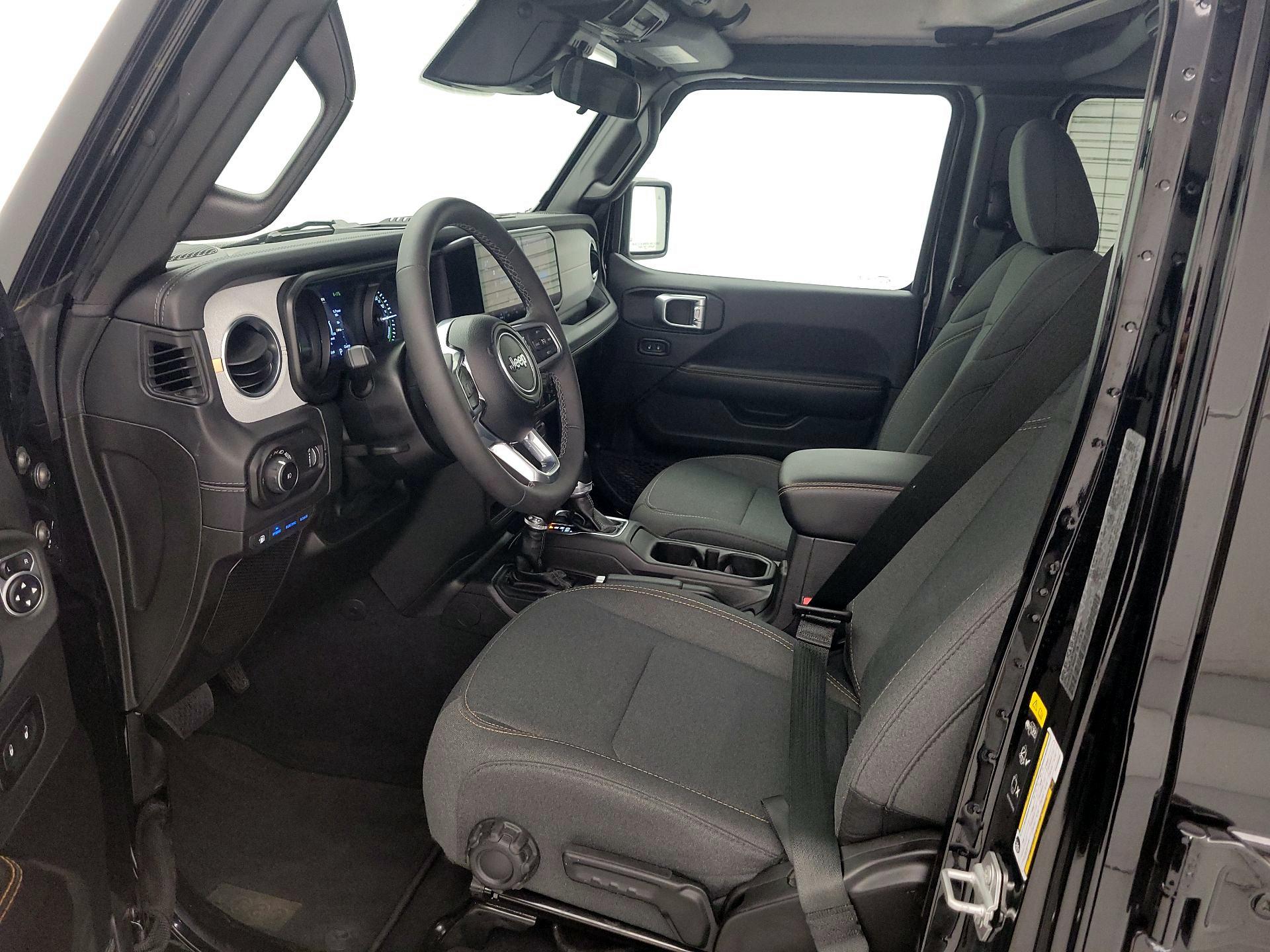Thumbnail: 2025 Jeep Wrangler - 11