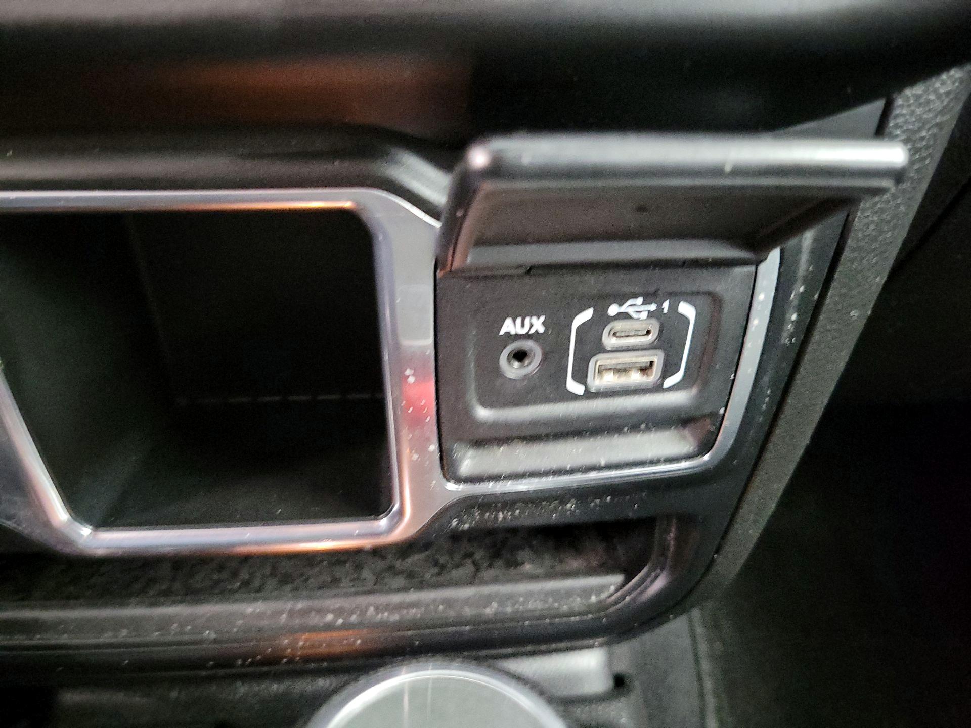 Thumbnail: 2023 Jeep Wrangler - 18