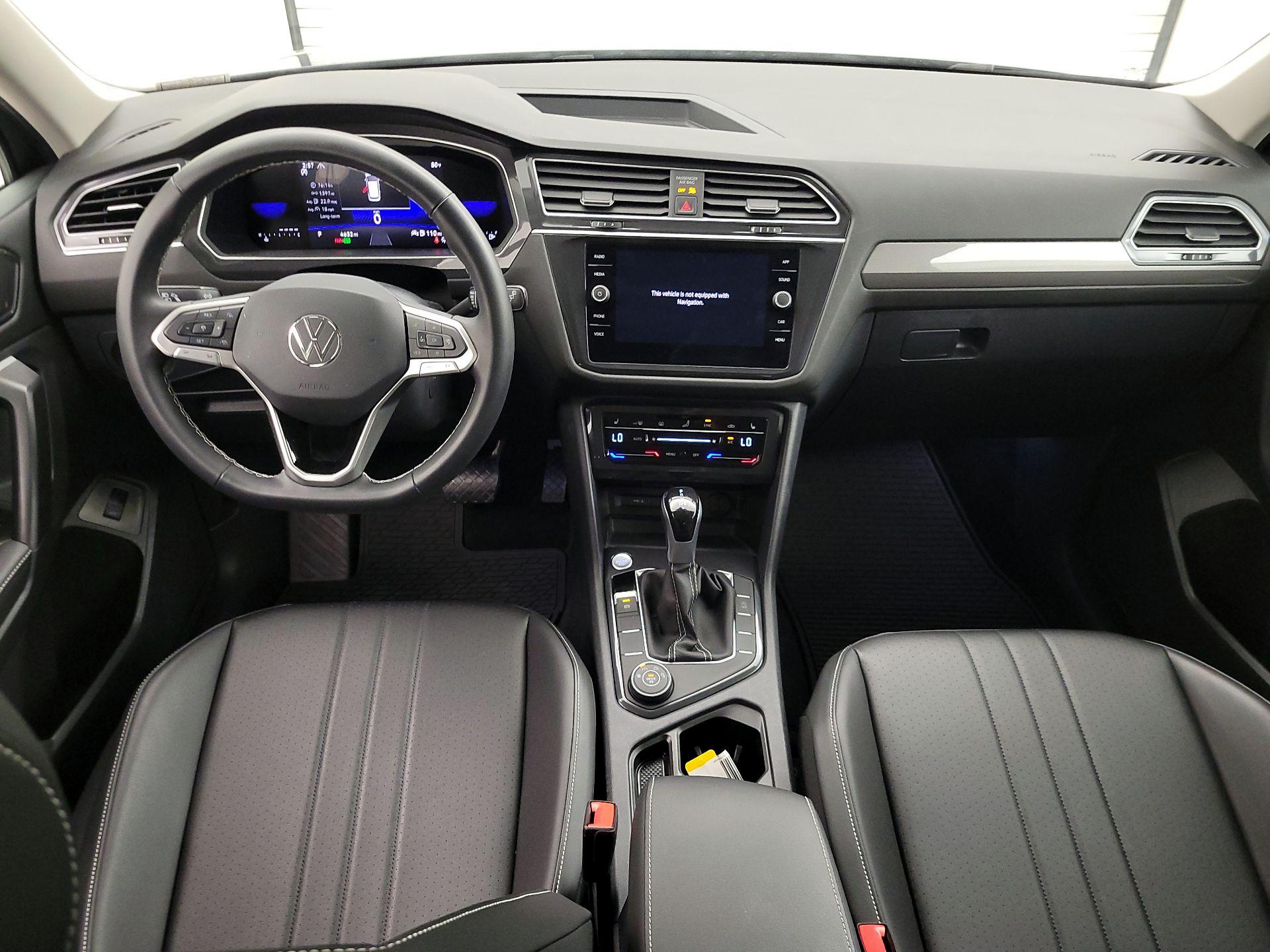 Thumbnail: 2024 Volkswagen Tiguan - 9
